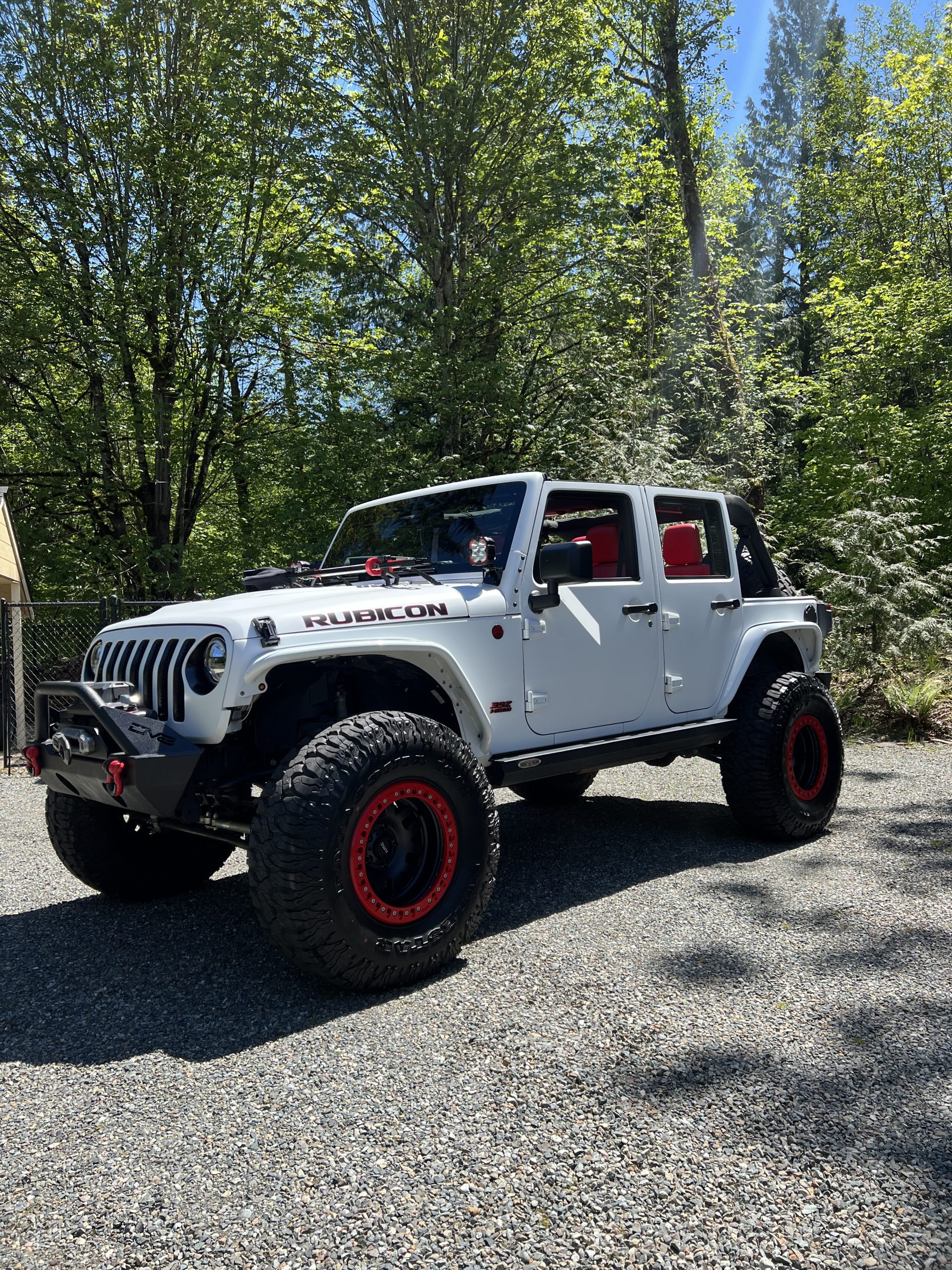 2018 Jeep Wrangler Rubicon 392 Hemi AEV, white on red, MUST SEE!!!