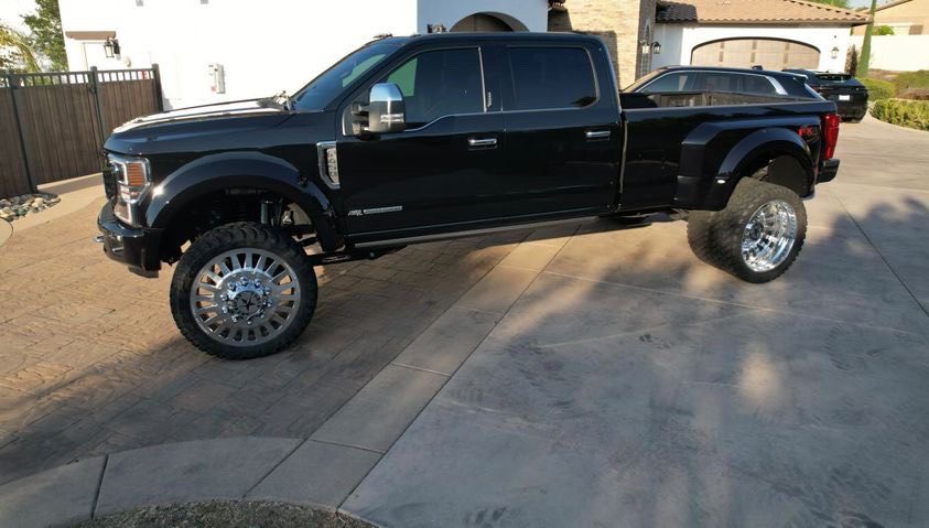 2022 Ford F450 Platinum – Str8Up Toy Trader