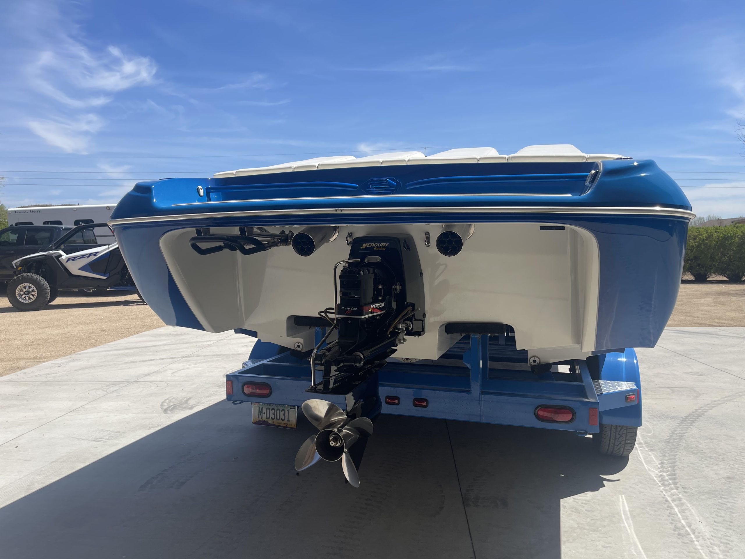 2002 28’ Magic Deck Boat Str8Up Toy Trader