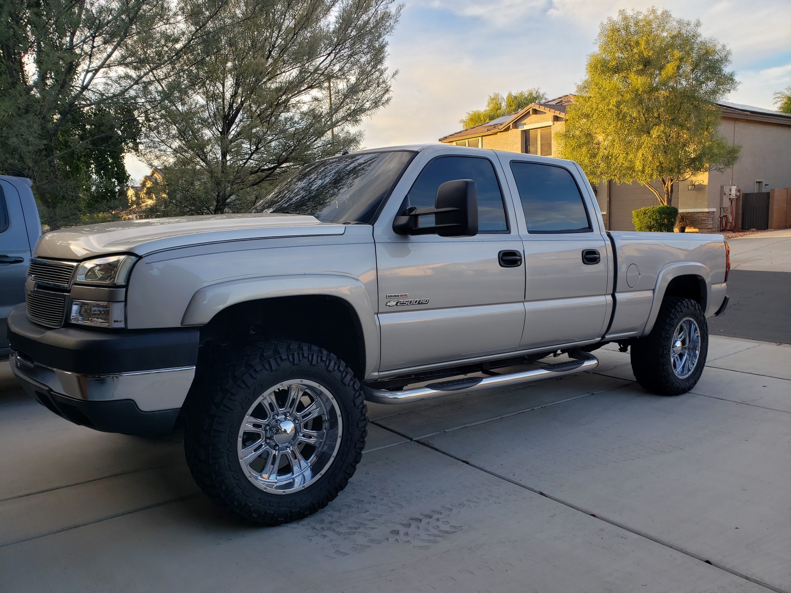 2005 Duramax 4×4 Chevrolet 2500 – Str8Up Toy Trader