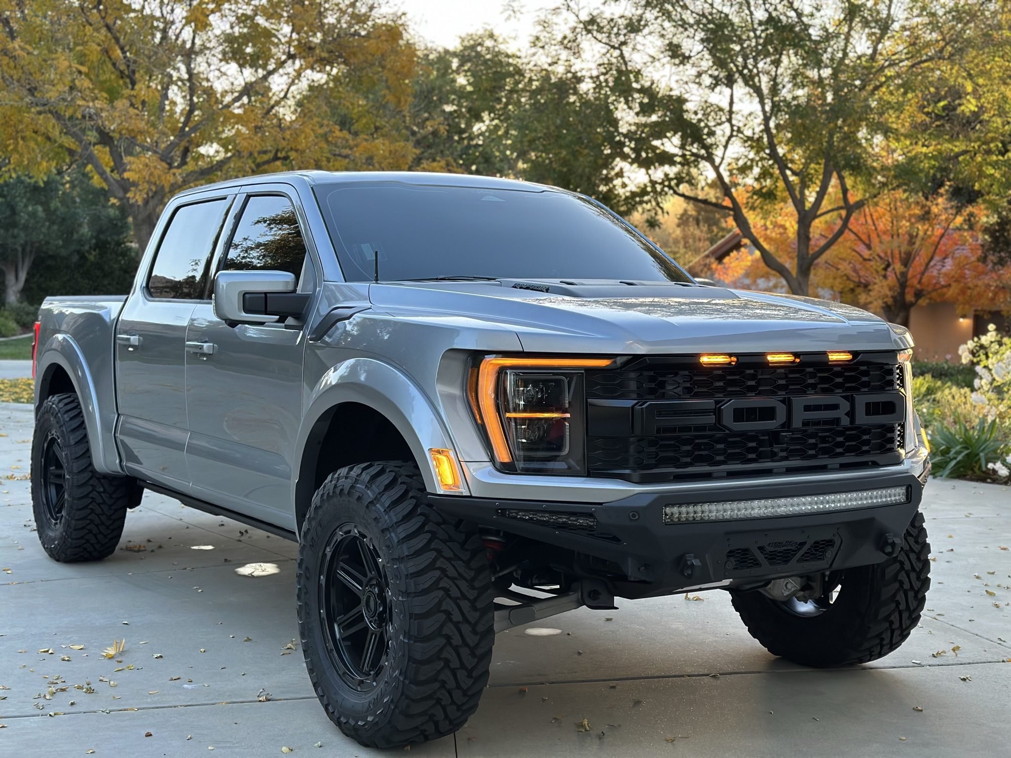 2022 Ford Raptor Lifted – Str8Up Toy Trader