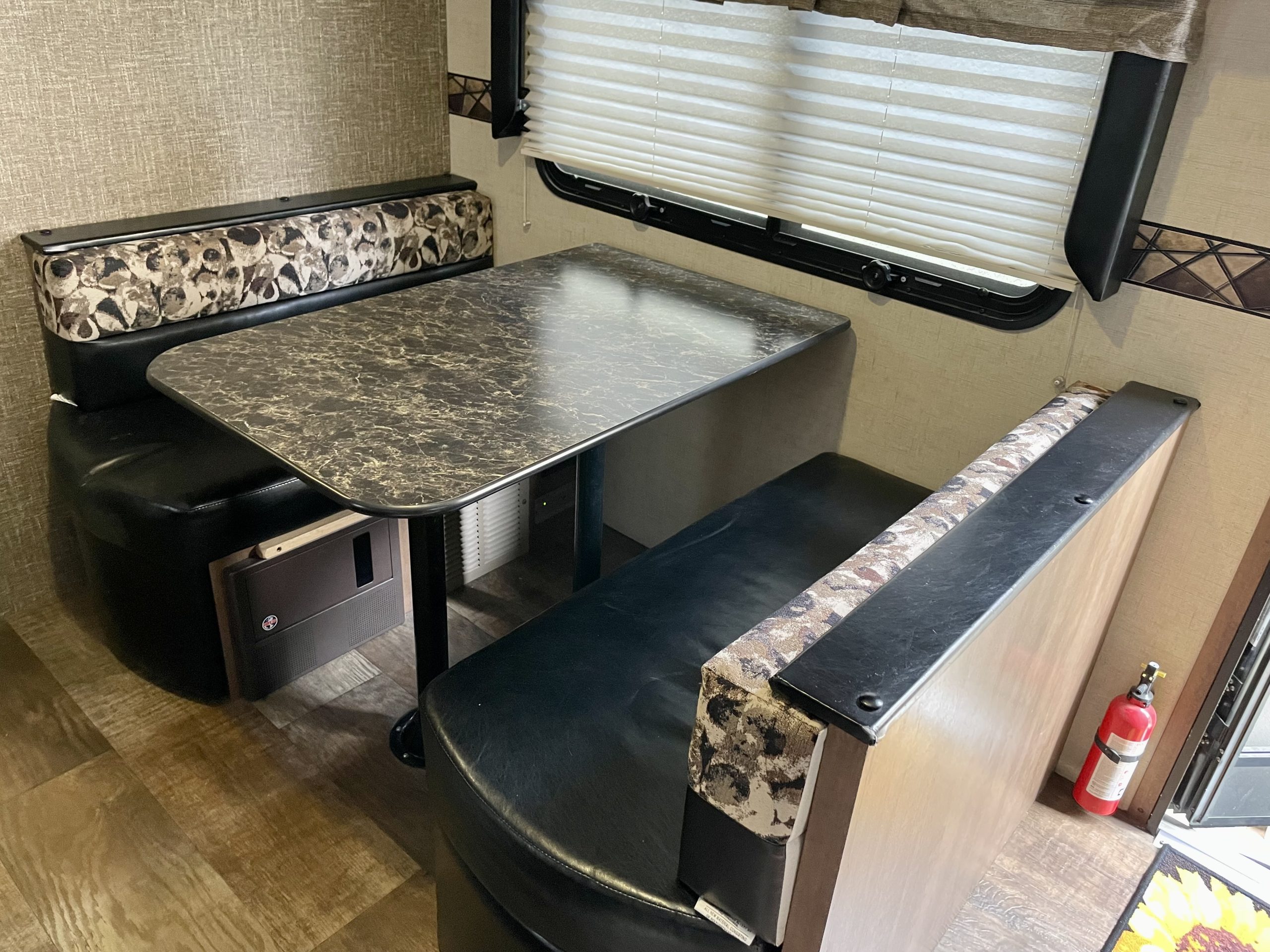 2016 KZ Spree Travel Trailer – Str8Up Toy Trader