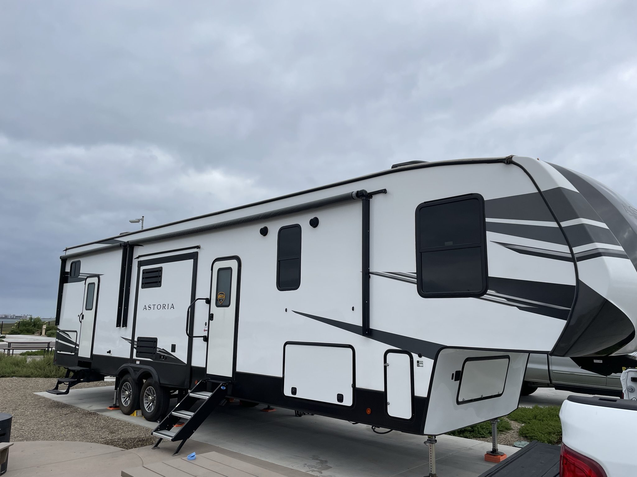 2021 Dutchman Astoria Fifth Wheel 3603FLP – Str8Up Toy Trader