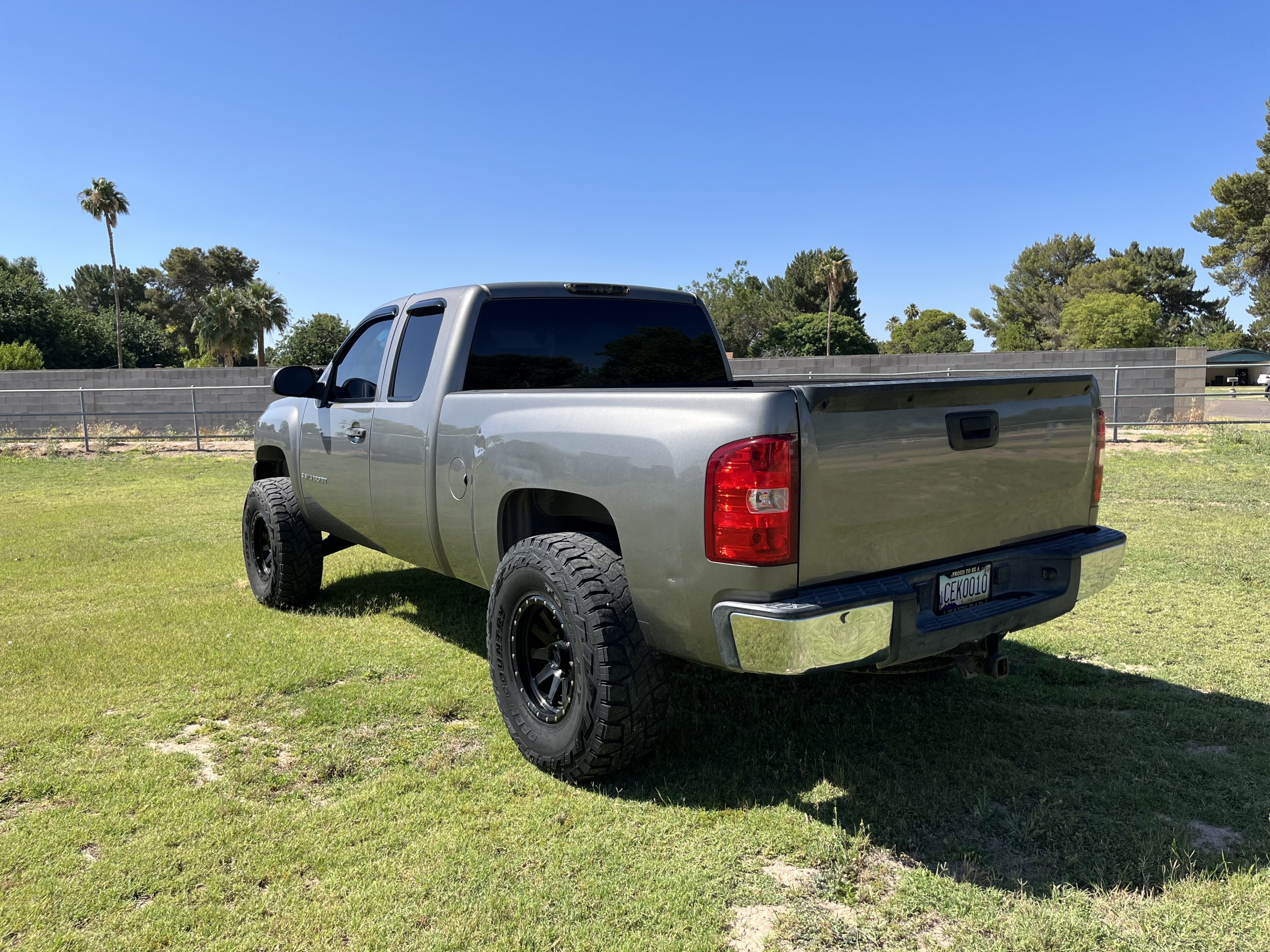 2007 Chevy Silverado – Str8Up Toy Trader