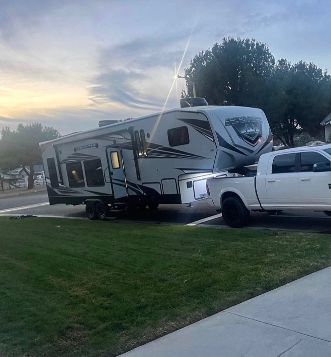 2022 Iconic by Attitude 3322CK 5th Wheel Toy Hauler Loaded with