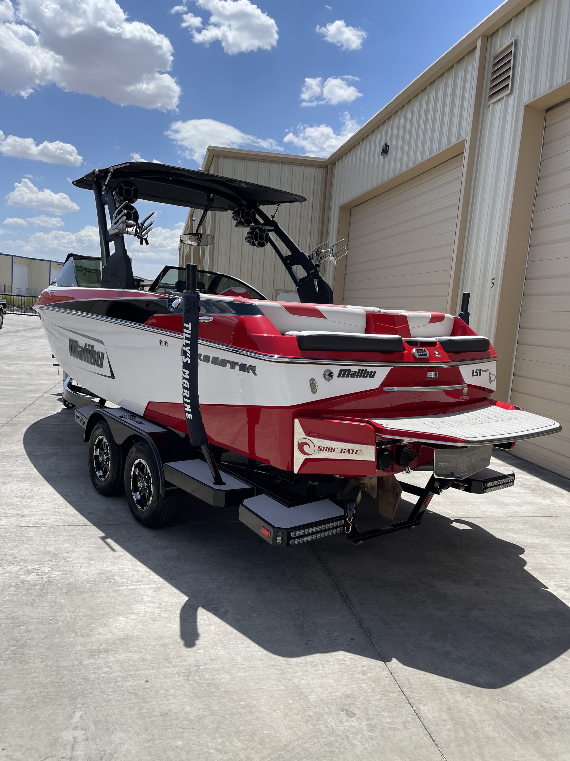 2018 Malibu 23 LSV Wakesetter Str8Up Toy Trader