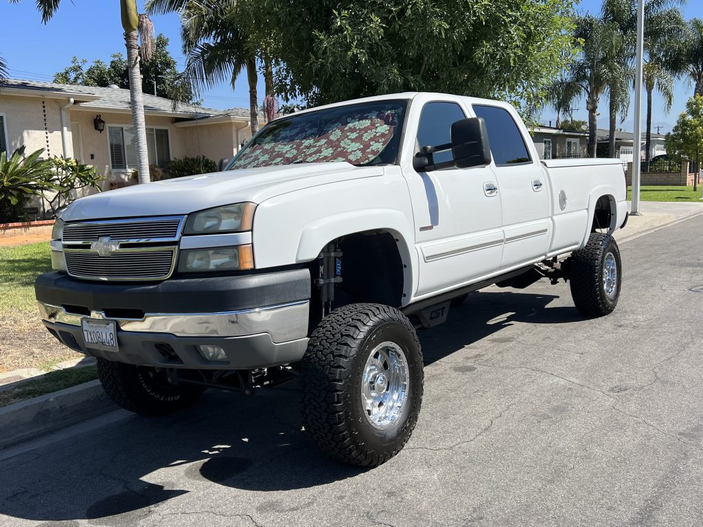 2005 Chevy 2500 Silverado diesel Duramax – Str8Up Toy Trader