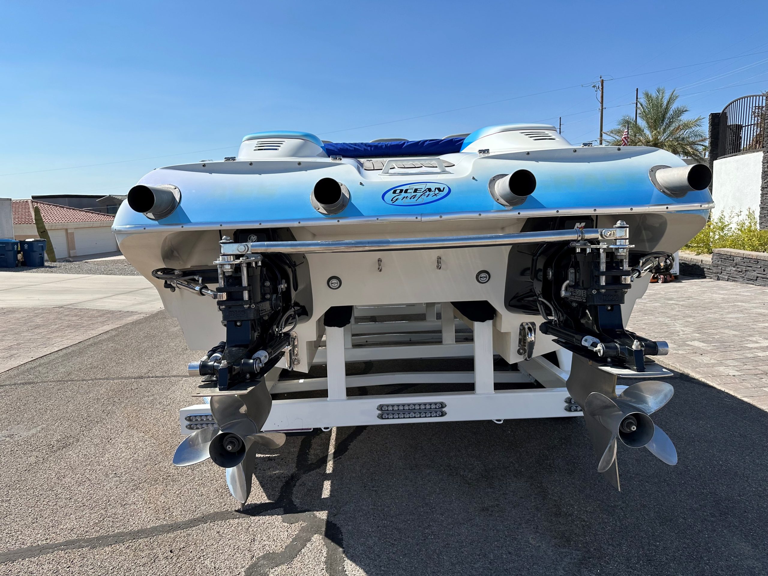 2005 32′ Spectre Str8Up Toy Trader