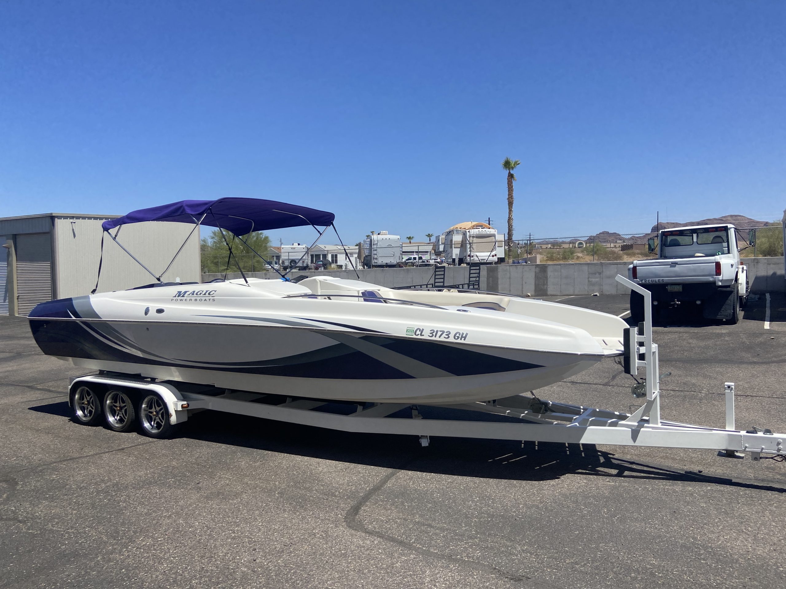 2011 Magic Deck Boat Str8Up Toy Trader