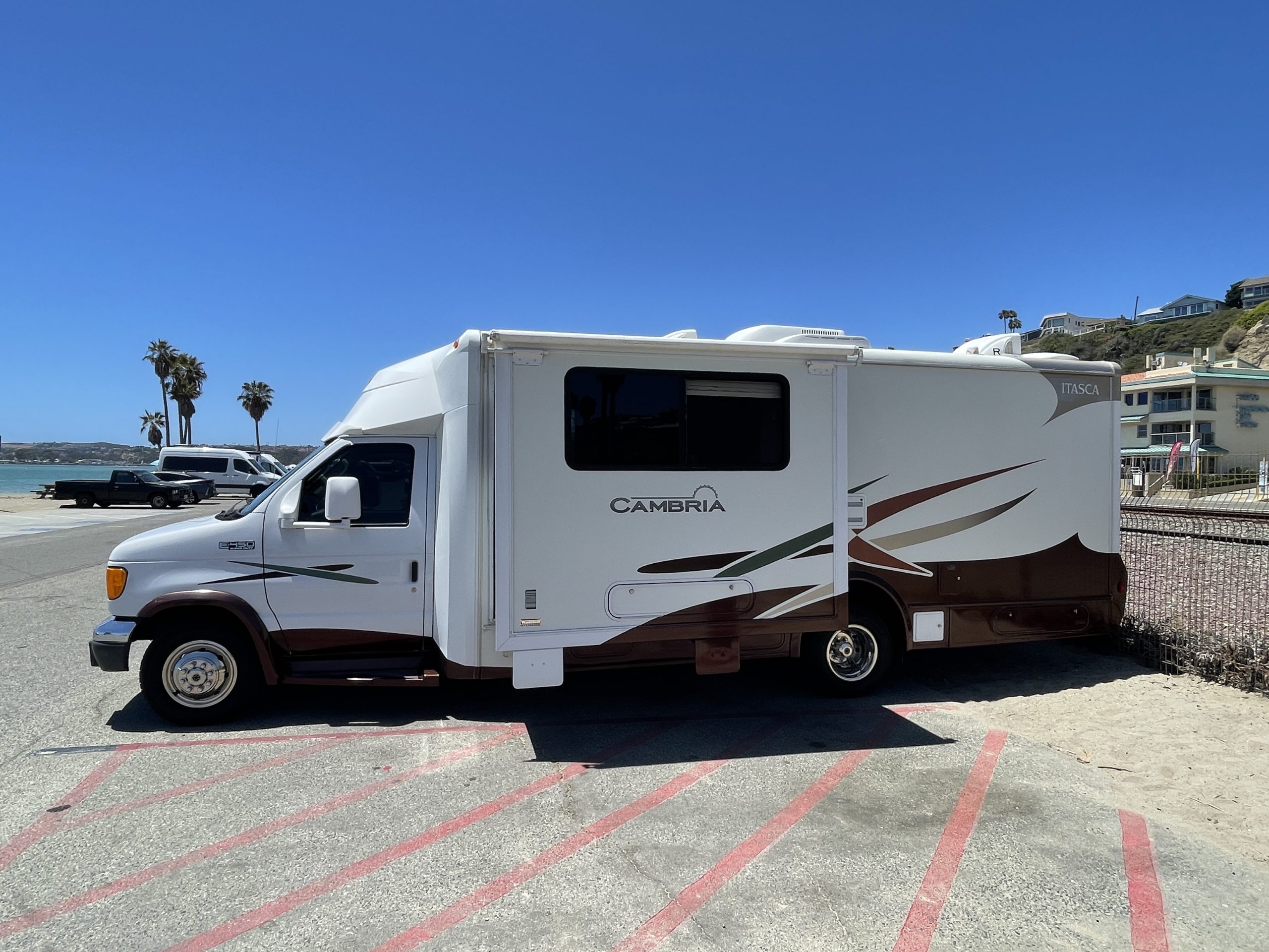 2006 Itasca Cambria 26A Str8Up Toy Trader