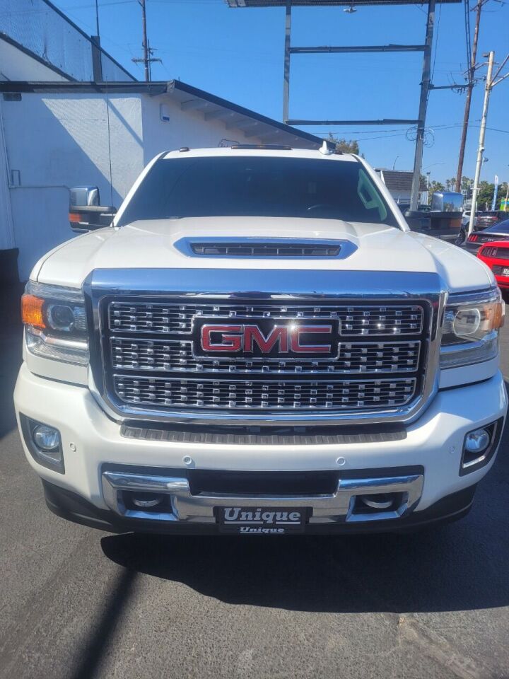 2019 Gmc Sierra 3500hd Diesel Str8up Toy Trader 3630