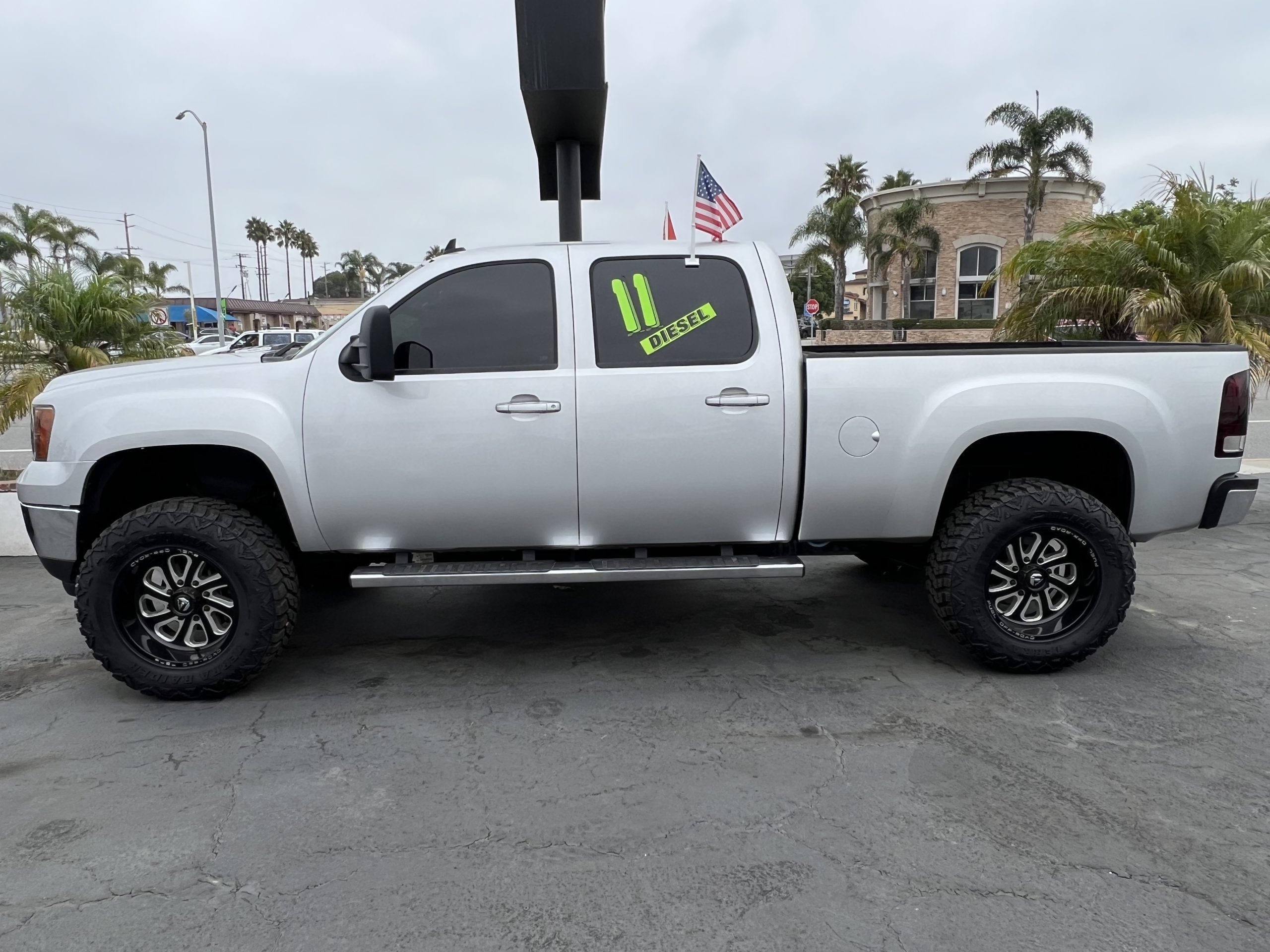 2011 GMC Sierra 2500HD – Str8Up Toy Trader