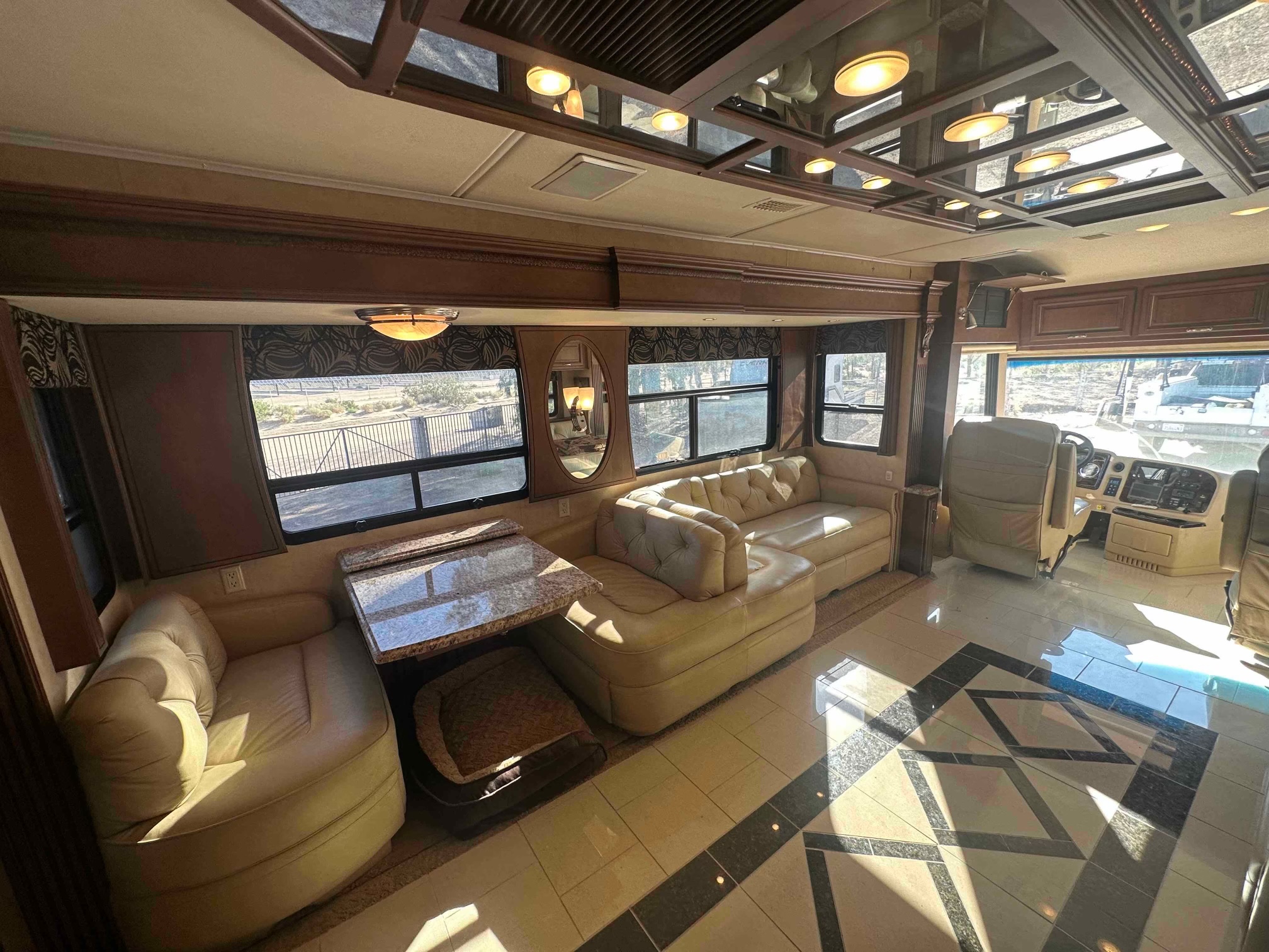 2012 Entegra Cornerstone Str8Up Toy Trader