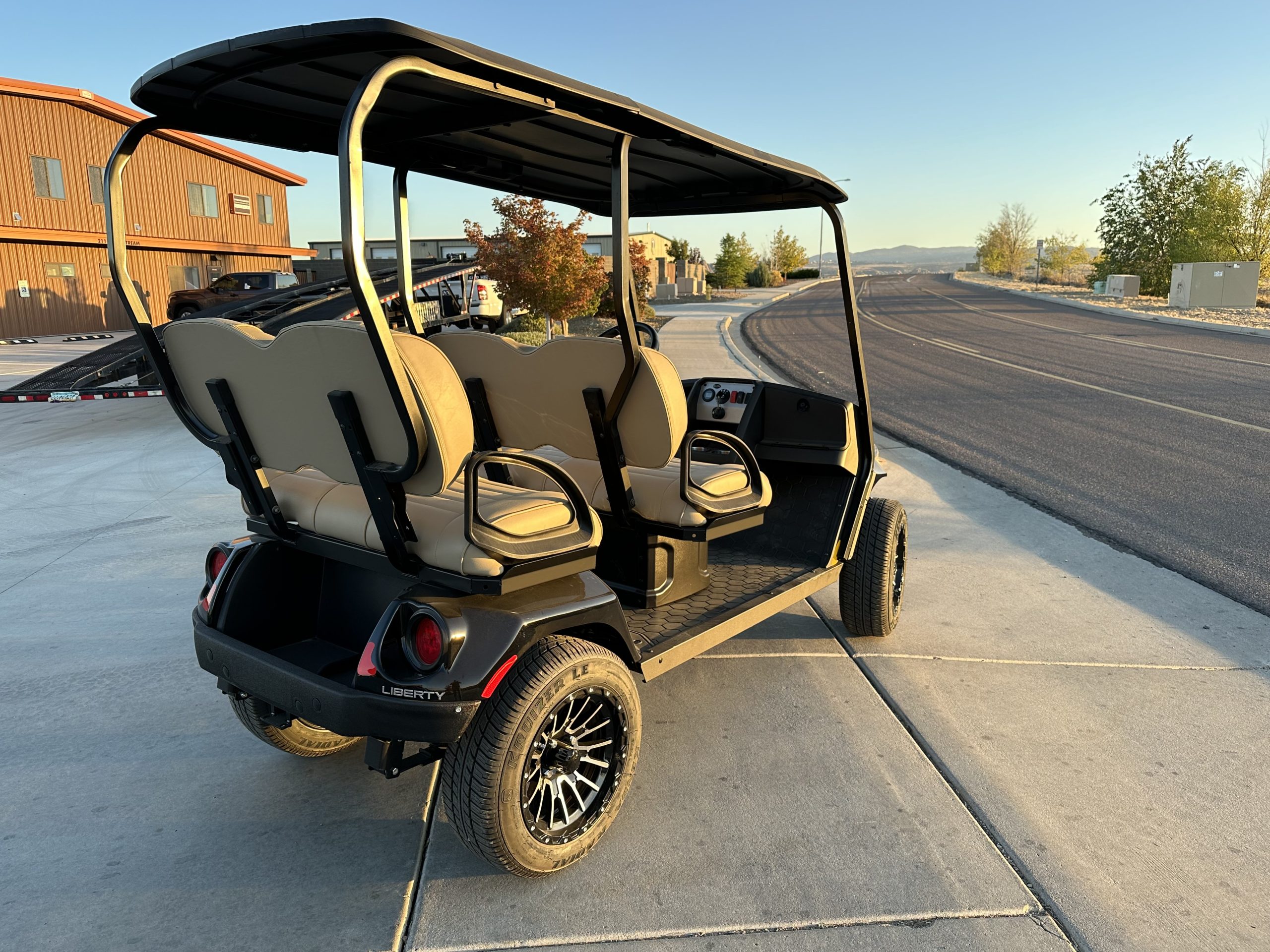 Brand New Lithium 4Seater Luxury Golf Cart Str8Up Toy Trader