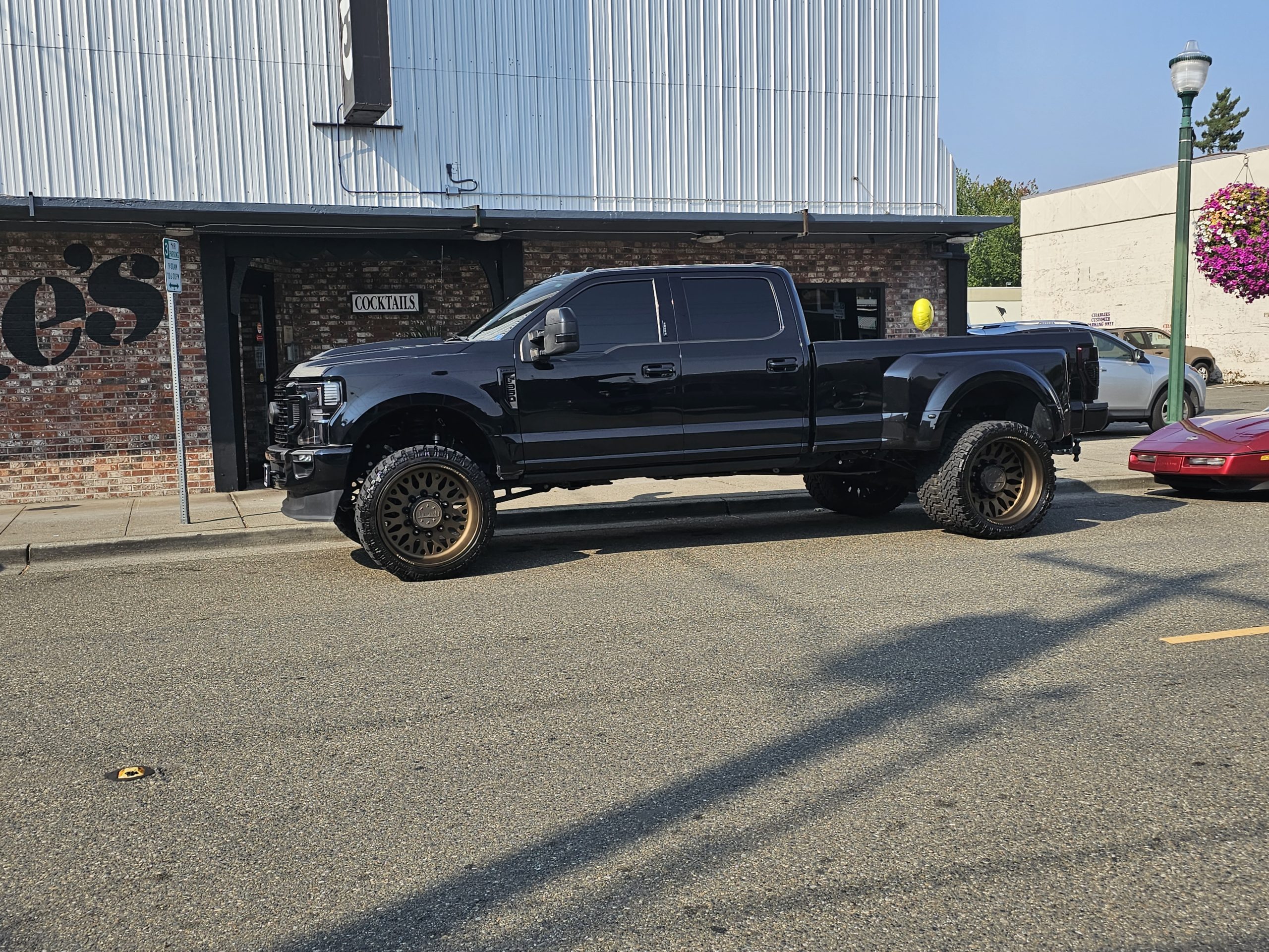 2020 Ford F350 Dually – Str8Up Toy Trader