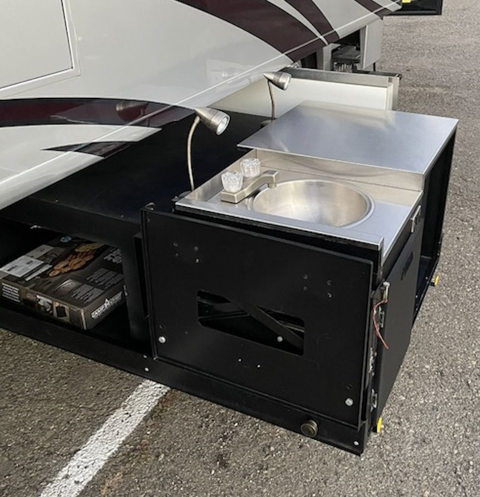 RV Slide Out BBQ Station Str8Up Toy Trader