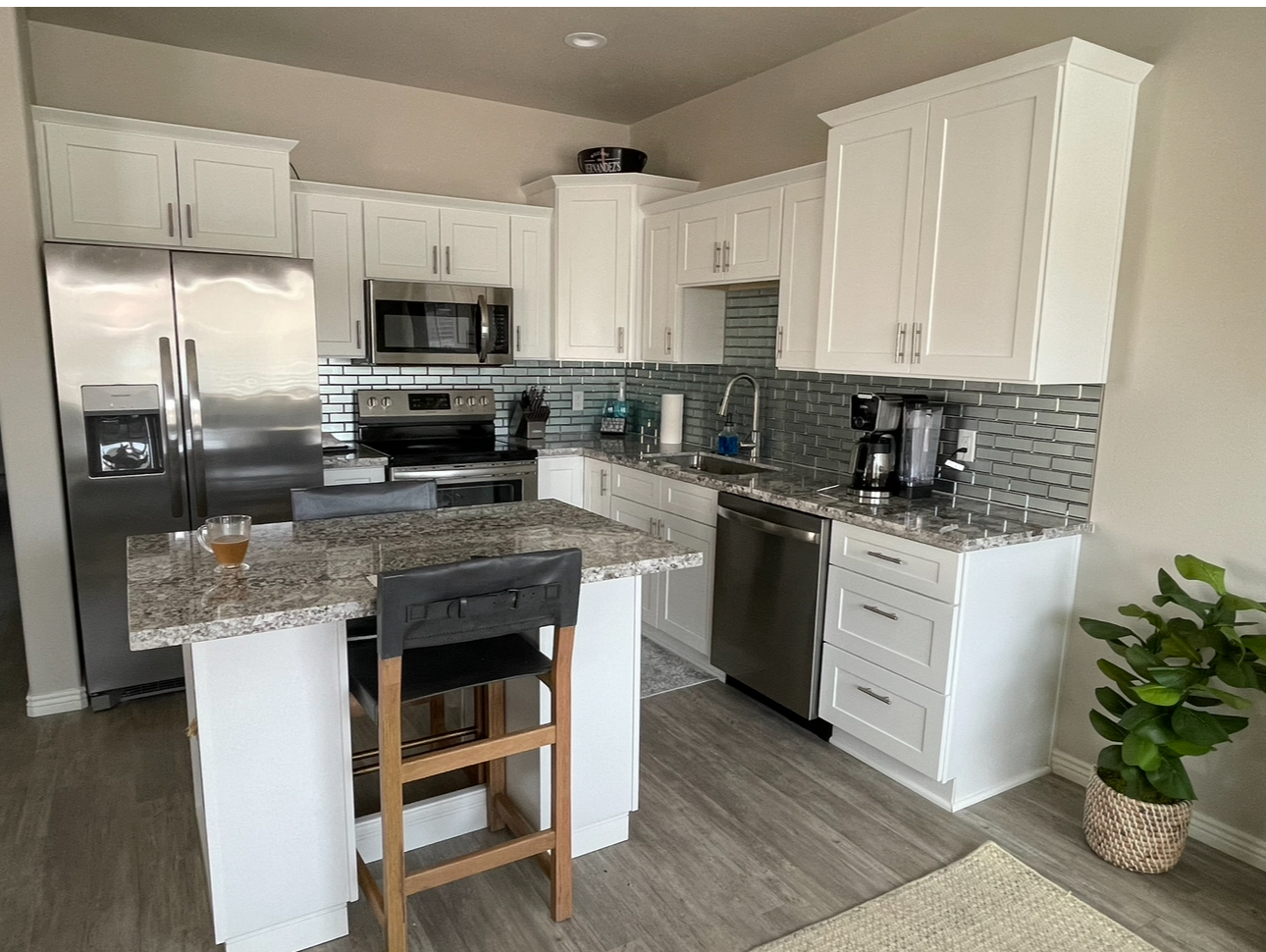 Islander Lake House Havasu Str8Up Toy Trader