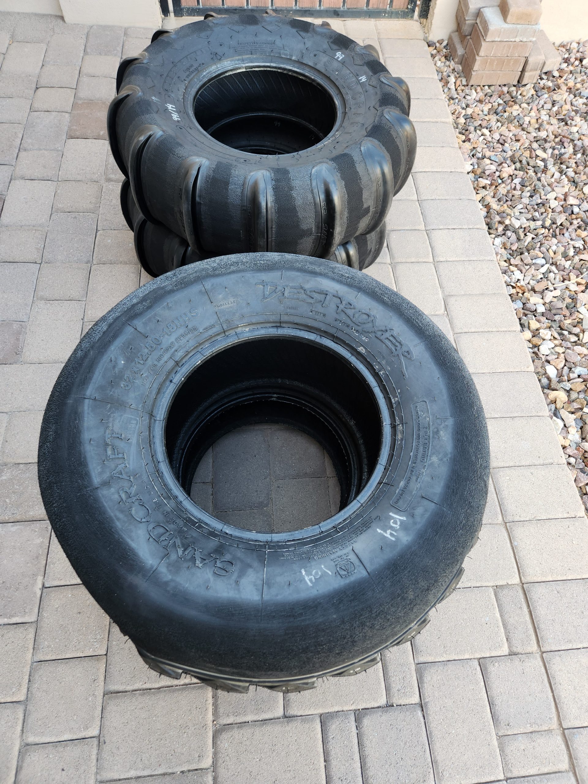 Sandcraft Paddle Tires – Str8up Toy Trader