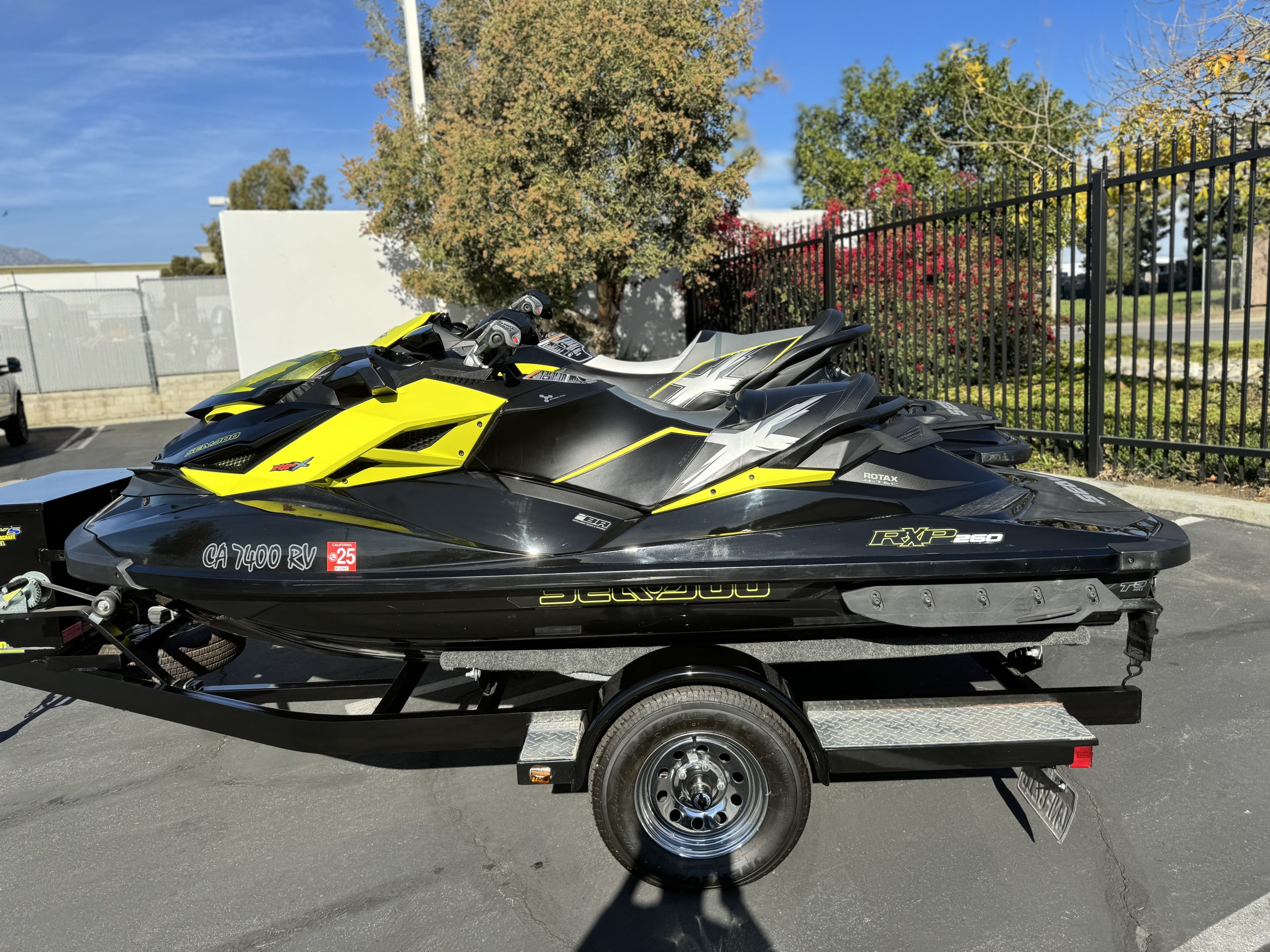 Sea-Doo Package Deal, RXT-X aS260, RXP-X 260 with trailer – Str8Up Toy ...