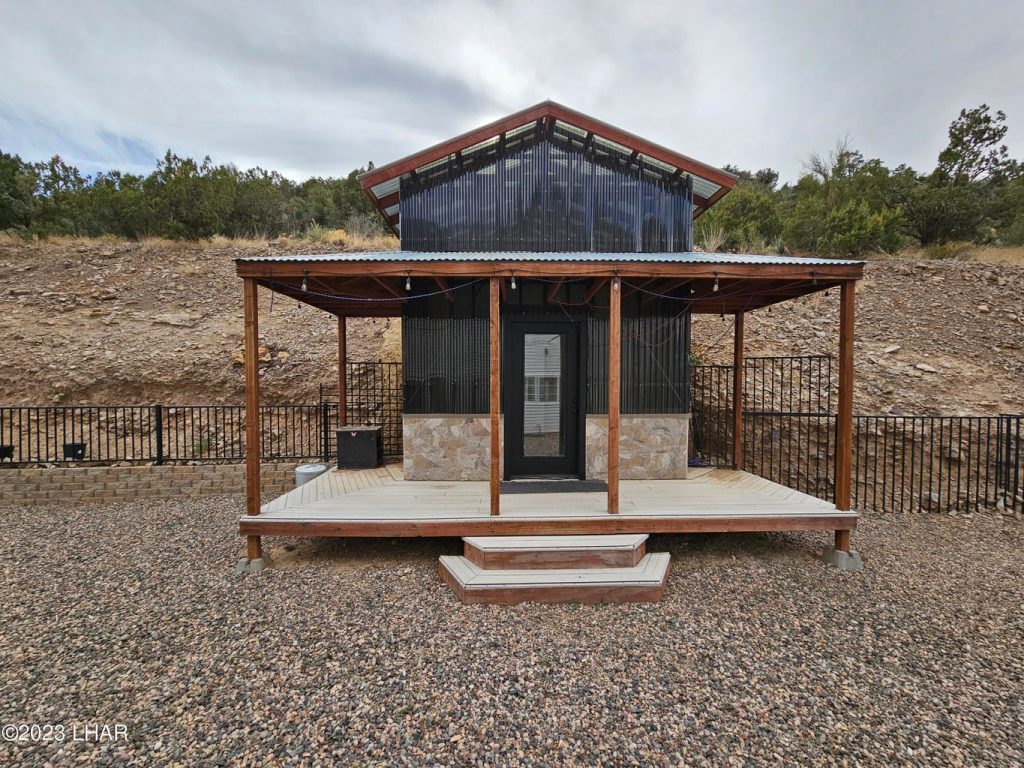 4340 E Ranch House Dr Kingman, AZ Str8Up Toy Trader