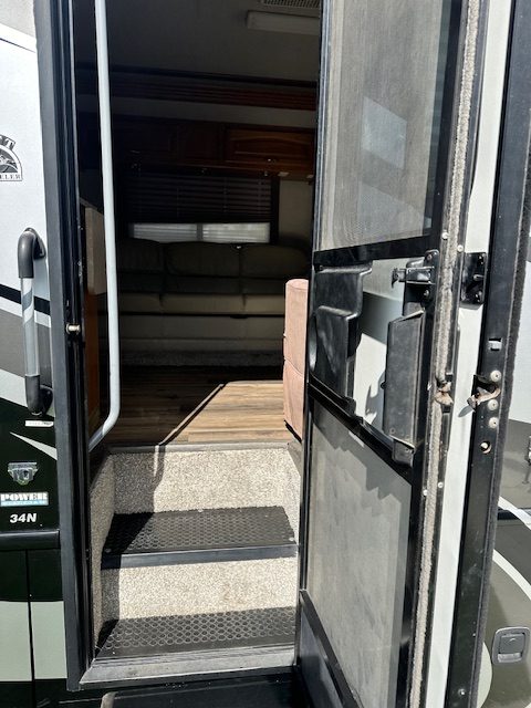 2008 Fleetwood Terra LX – Str8Up Toy Trader