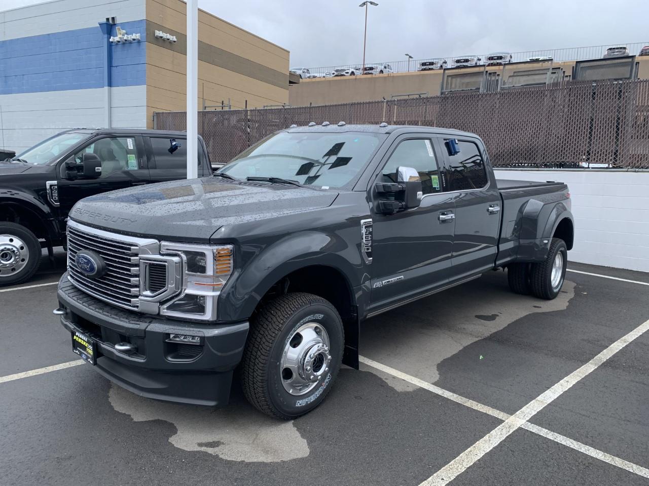 2021 F350 Platinum – Str8Up Toy Trader