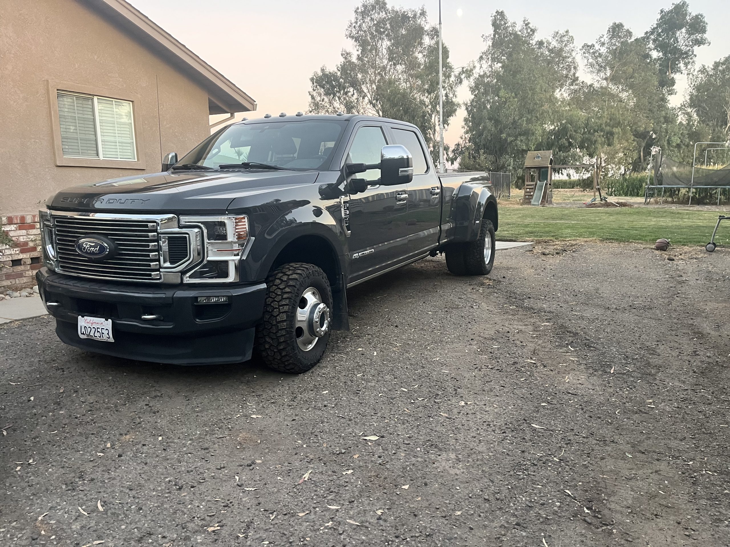 2021 F350 Platinum – Str8Up Toy Trader