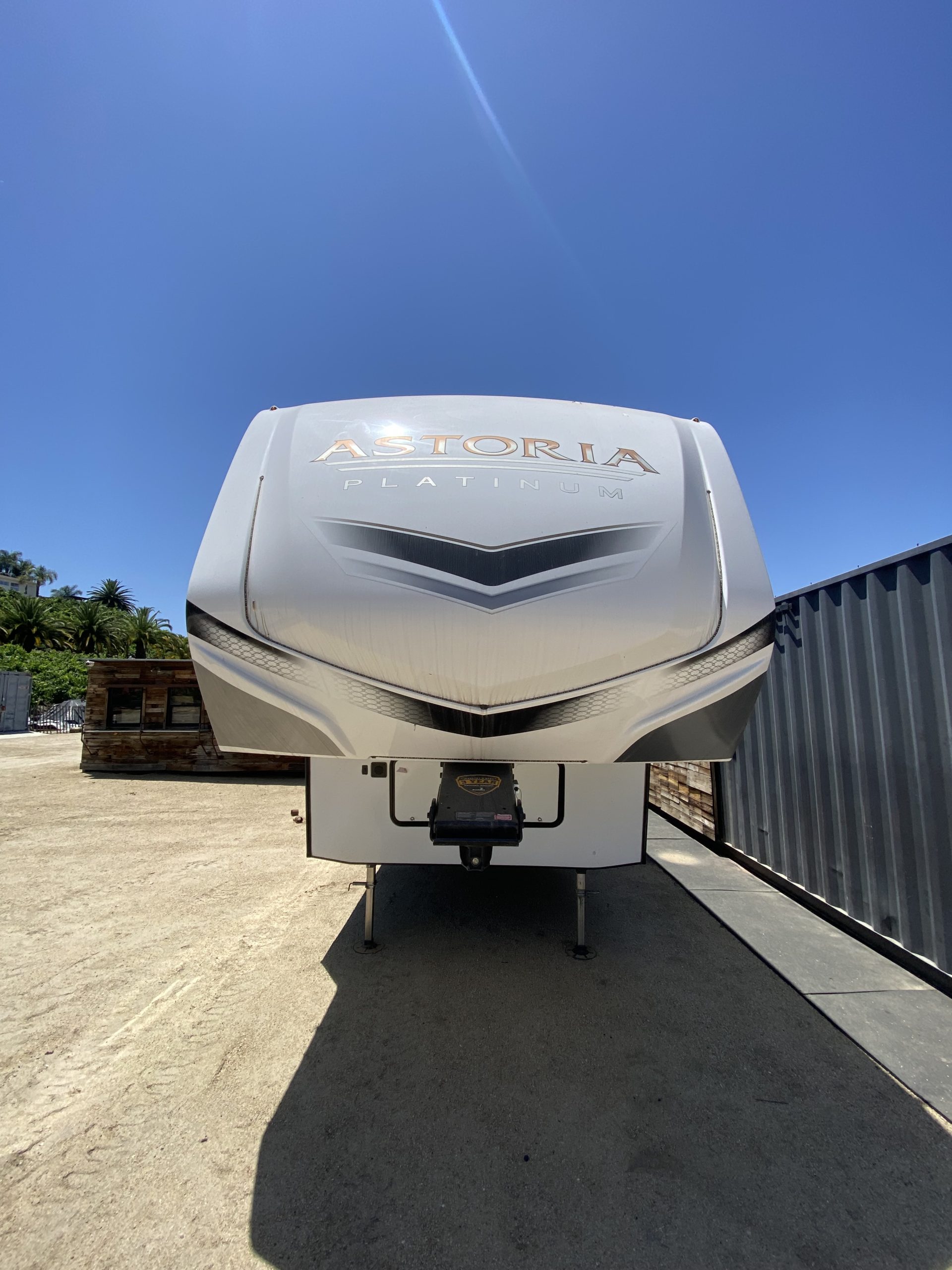 2022 Dutchman Astoria 5th Wheel – Str8Up Toy Trader