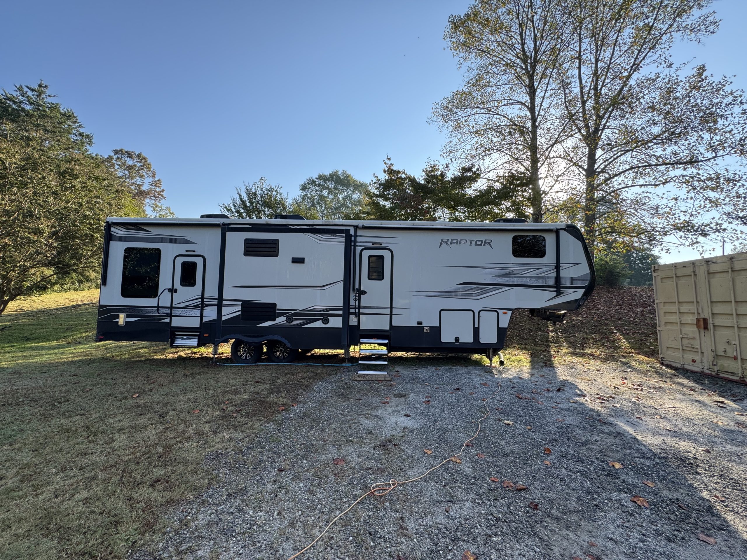 2017 Keystone Raptor – Str8Up Toy Trader