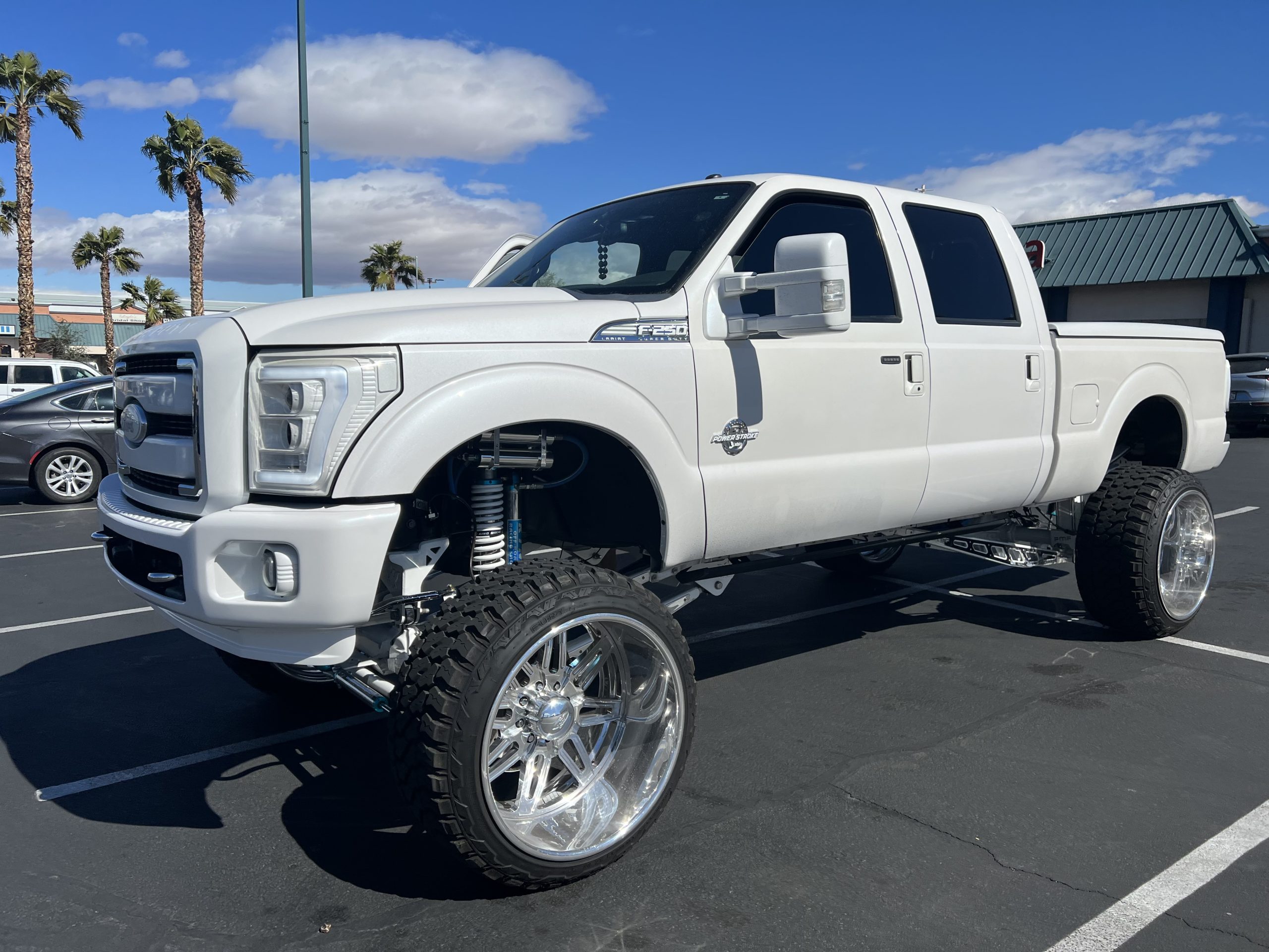 2014 F-250 Platinum*