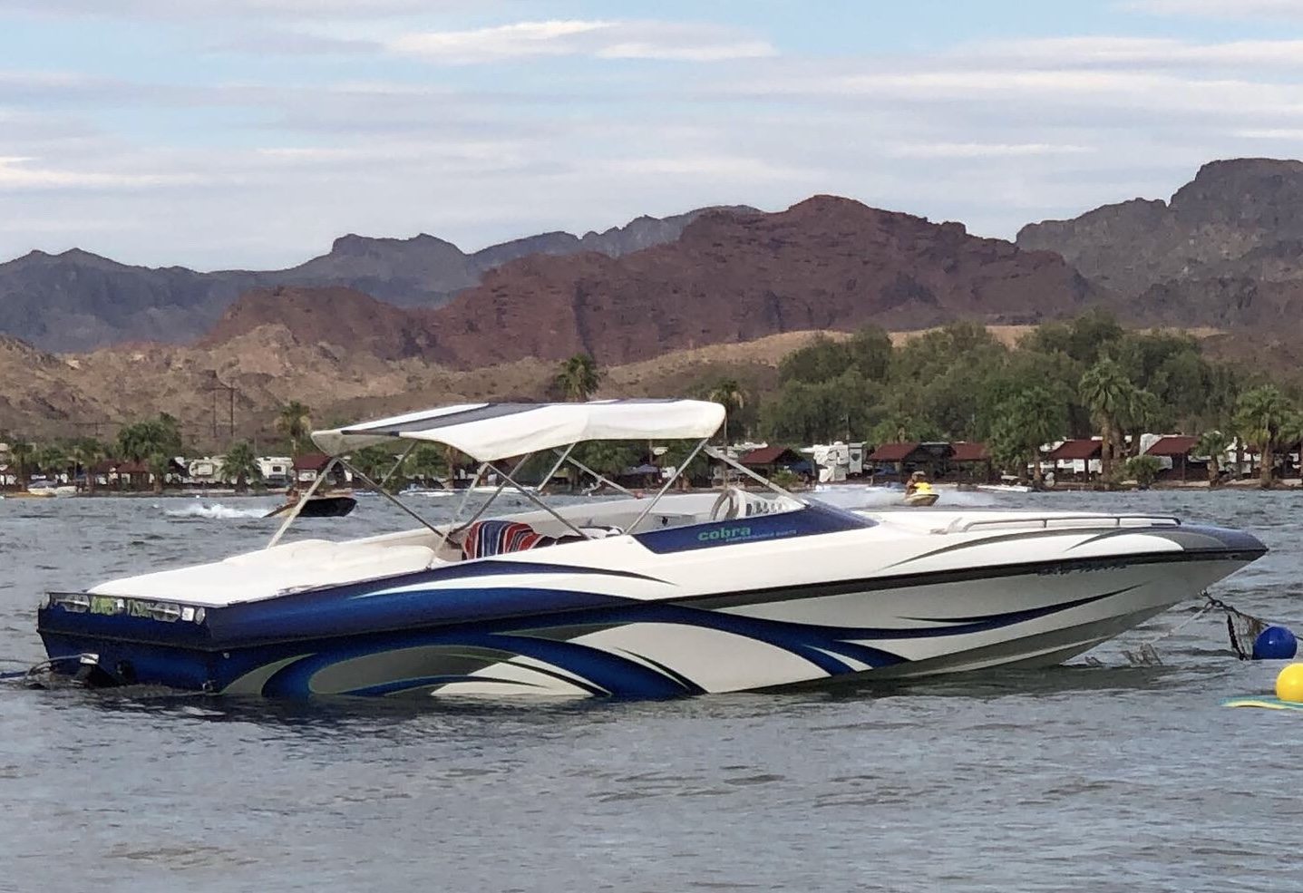 2004 230 Cobra Razor