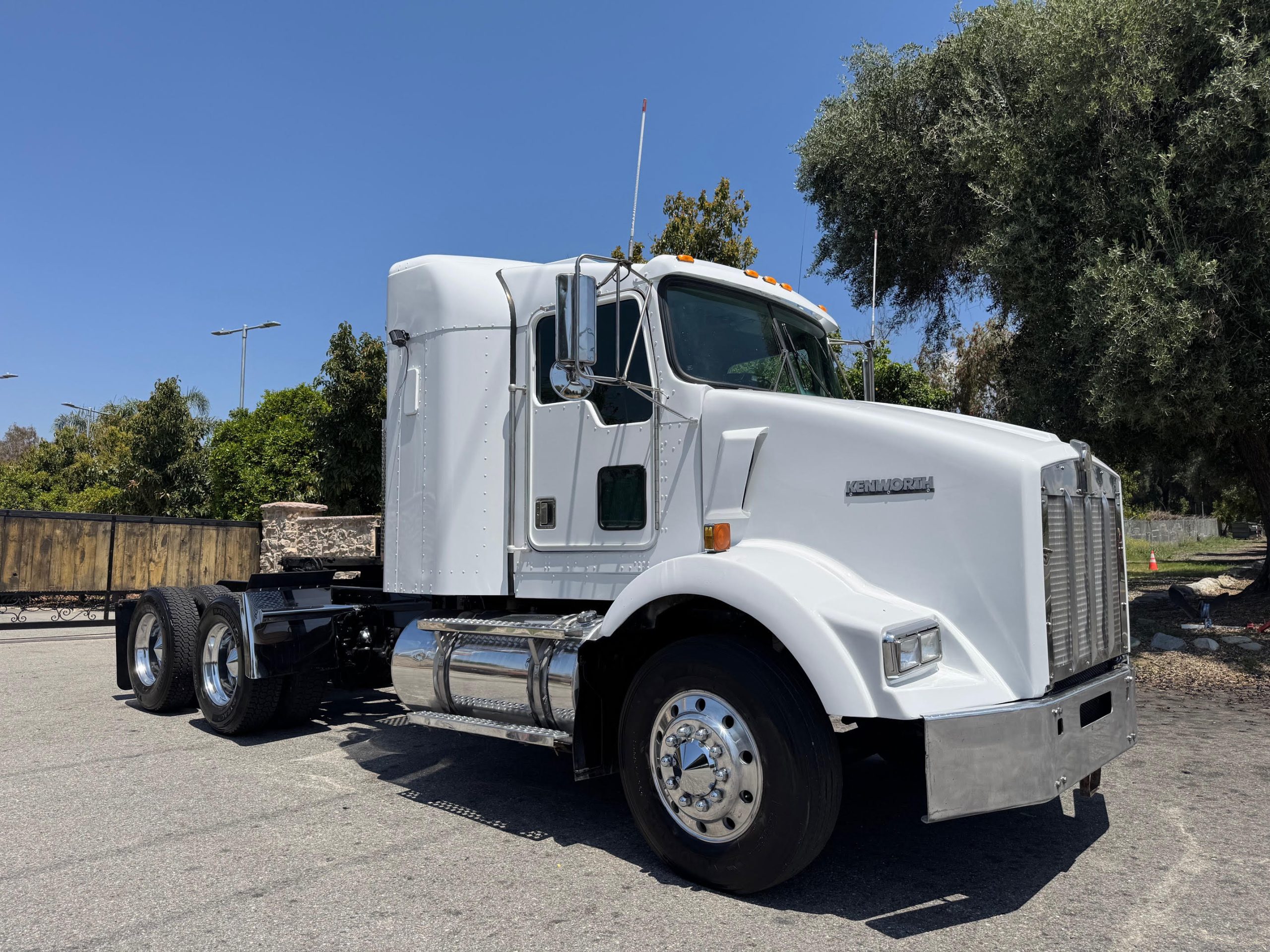 1996 Kenworth T800 Sleeper Truck