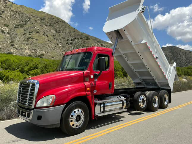 2014 Freightliner Super Ten Dump Truck