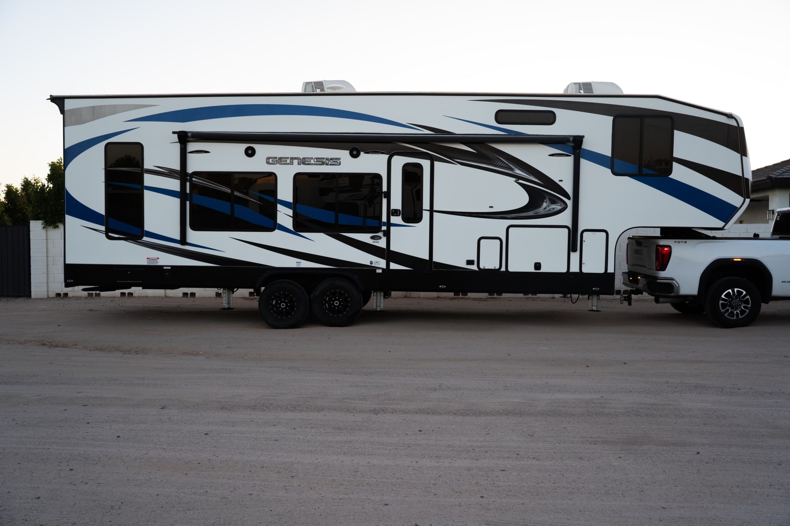 2021 Genesis 30 IKS Toy Hauler
