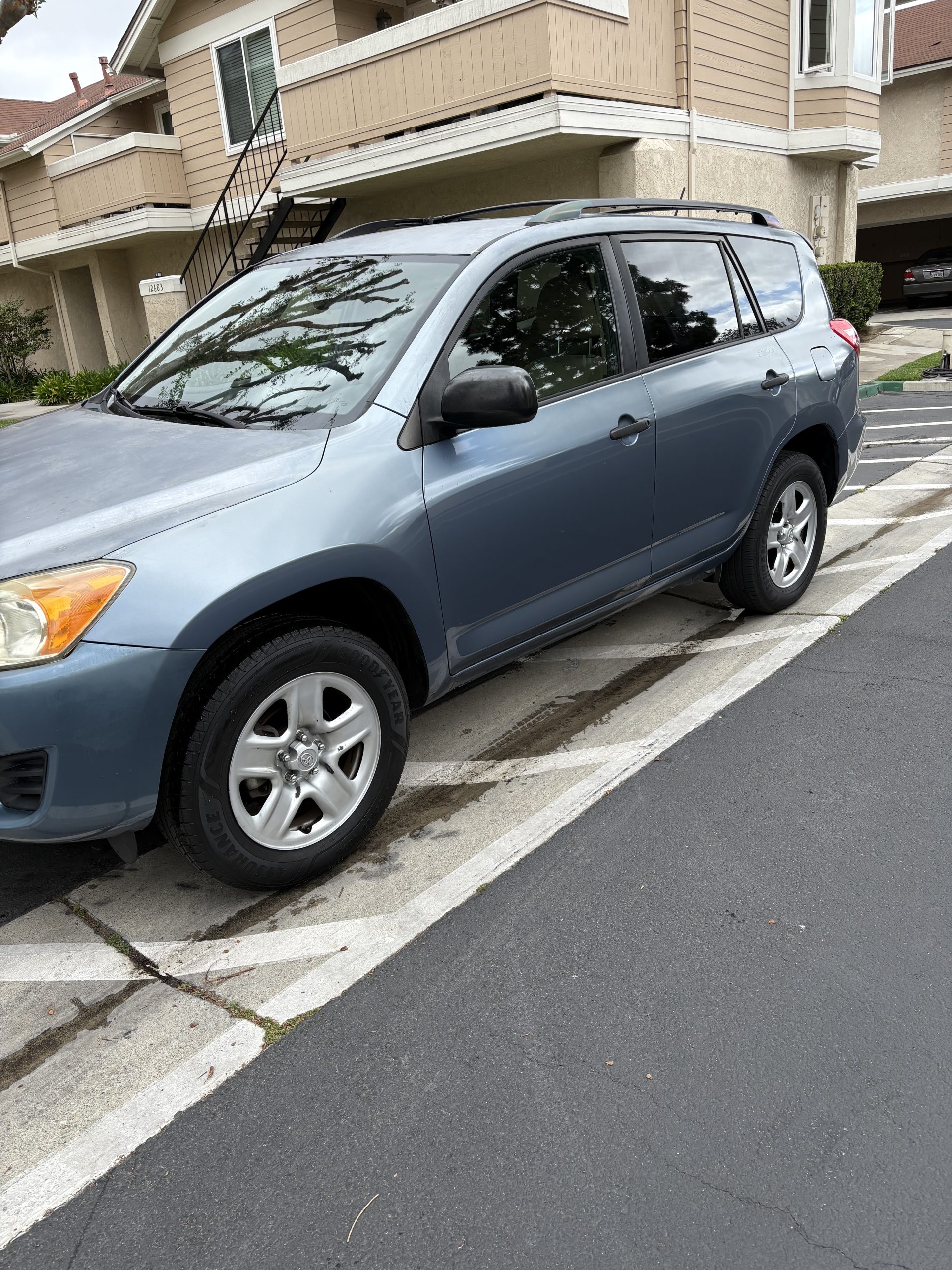 2010 Excellent Rav 4
