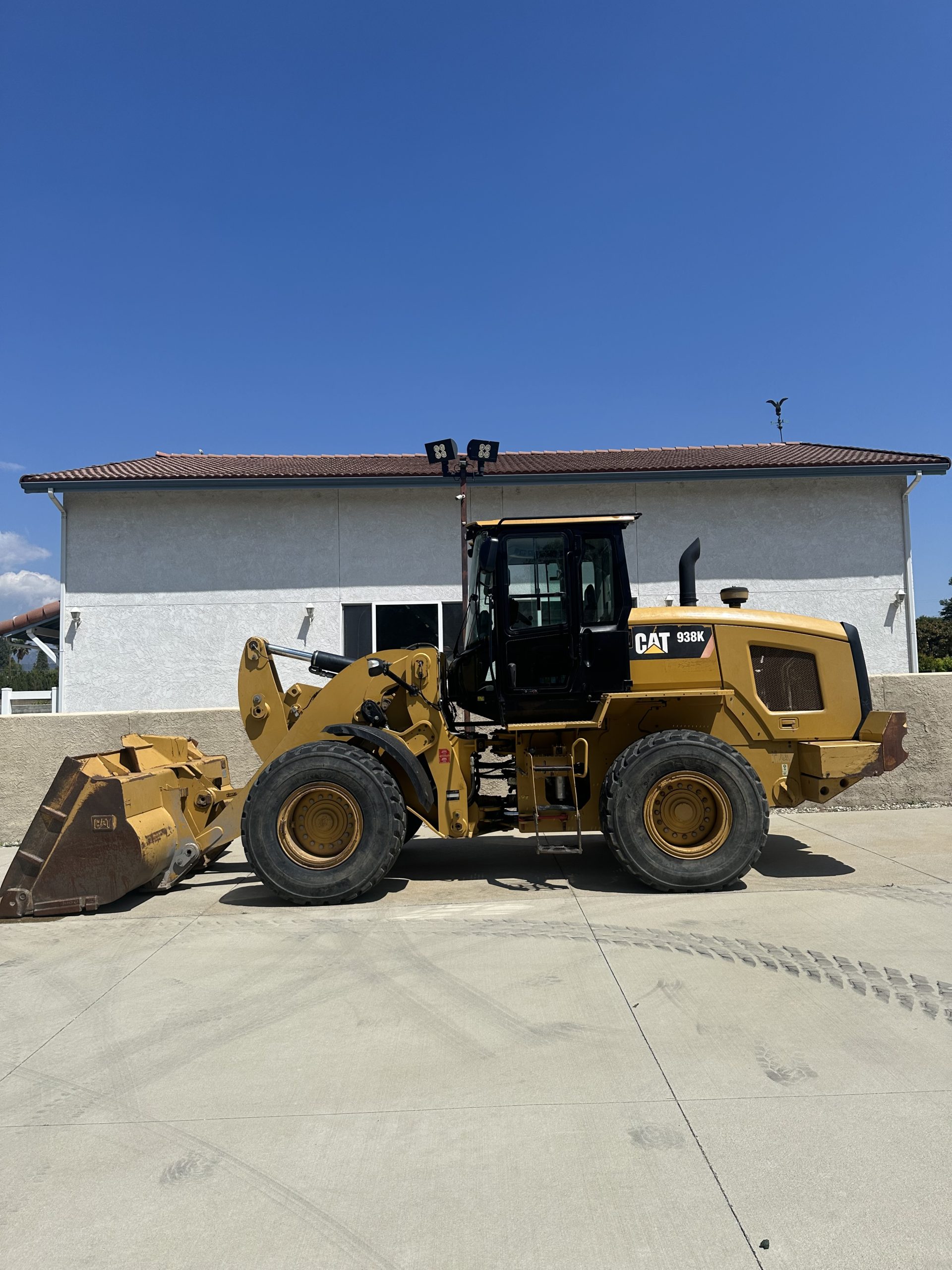 CAT 938k loader*