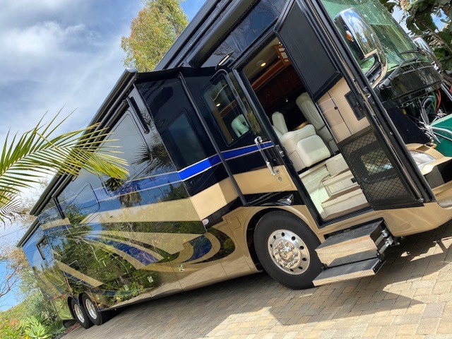2018 Tiffin Allegro Bus 45OPP