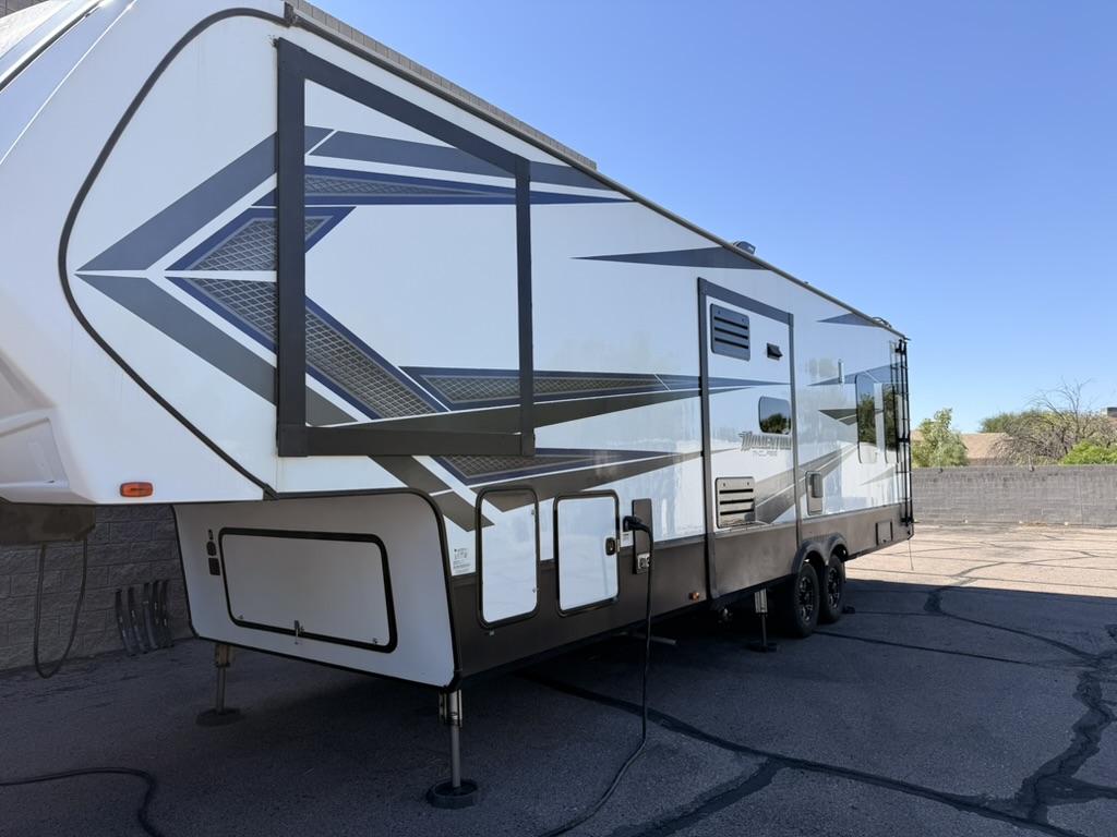 FOR SALE: Grand Design Momentum Toy Hauler – Excellent Condition – Fully Loaded