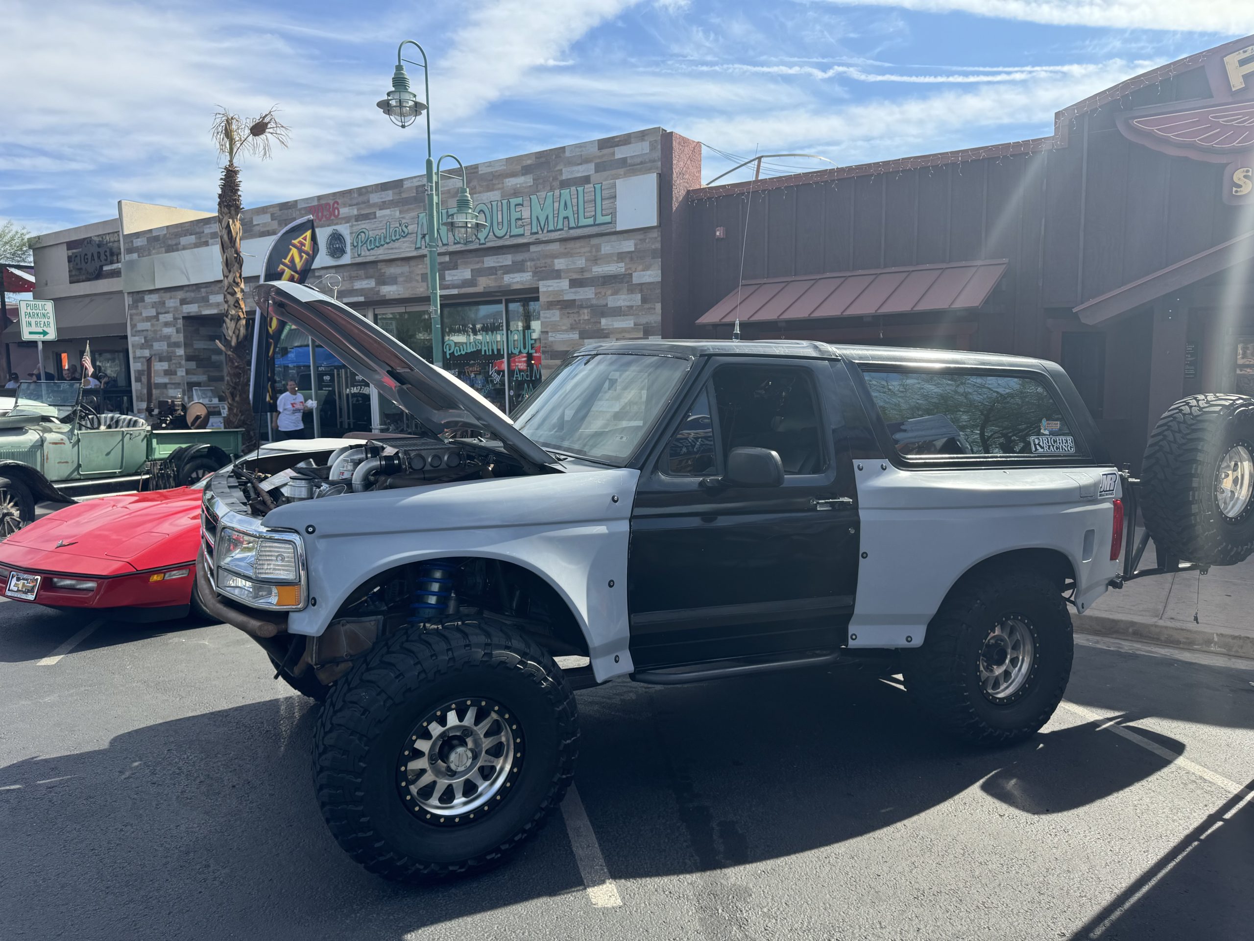 1993 Ford Bronco EcoBoost Luxury Prerunner 4×4: Ultimate Desert Dominator