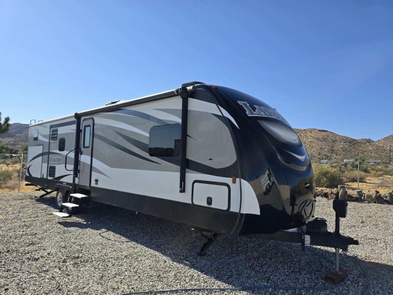 2017 Keystone – Laredo