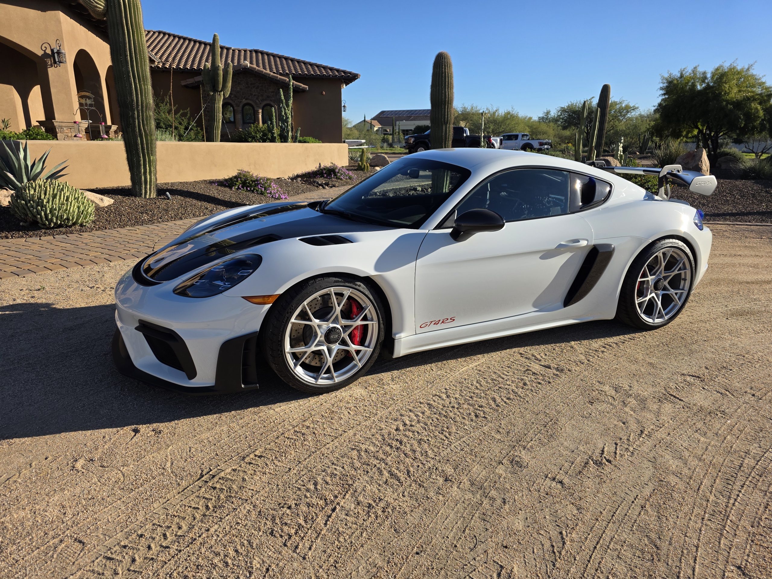 2024 Porsche 718 Cayman GT4RS
