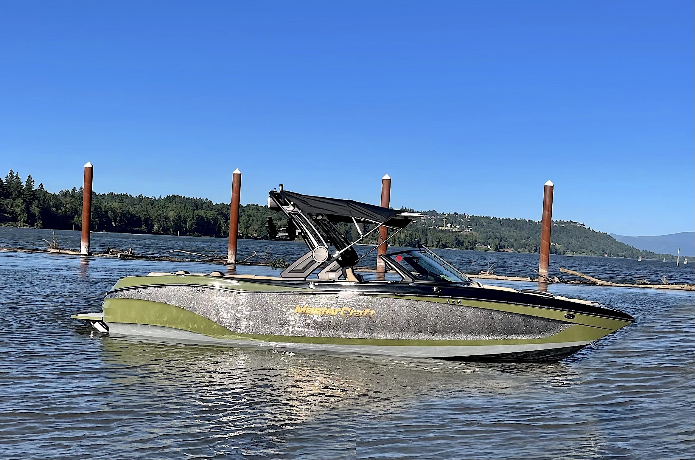 2022 MasterCraft X26  – Loaded – Turn-Key Surf Boat*