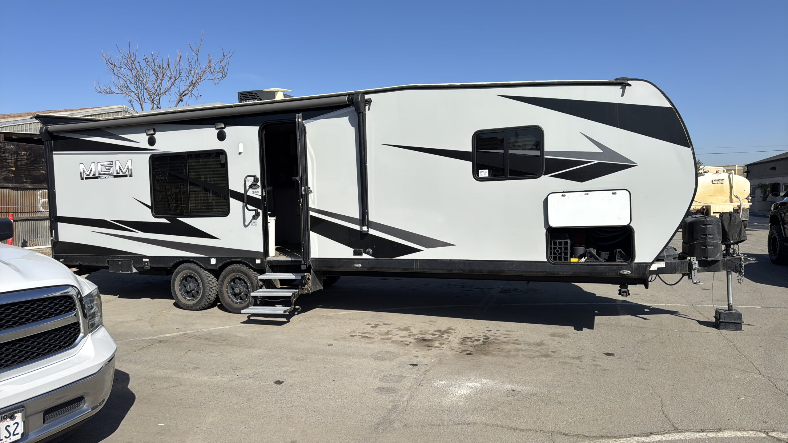 2023 Genesis Supreme MGM Limited FS275