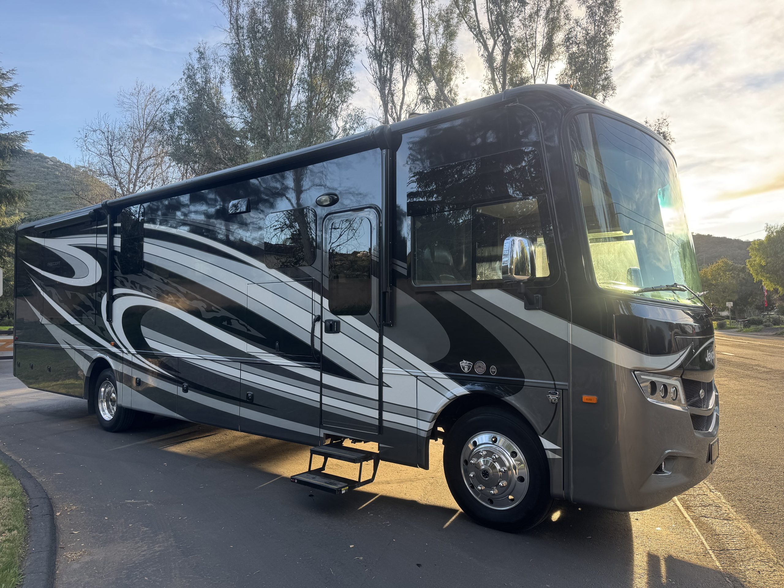 2019 Jayco Precept Prestige 36U