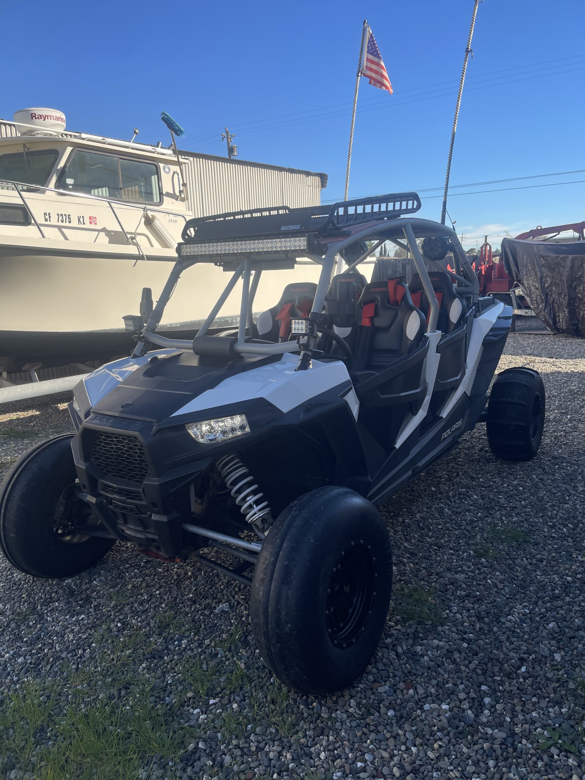 Rzr Xp4 1000*