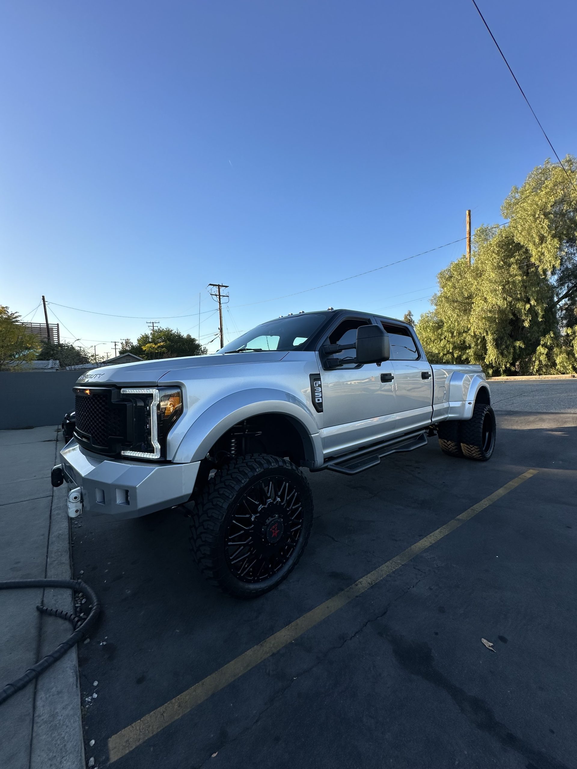 2017 Ford F350*