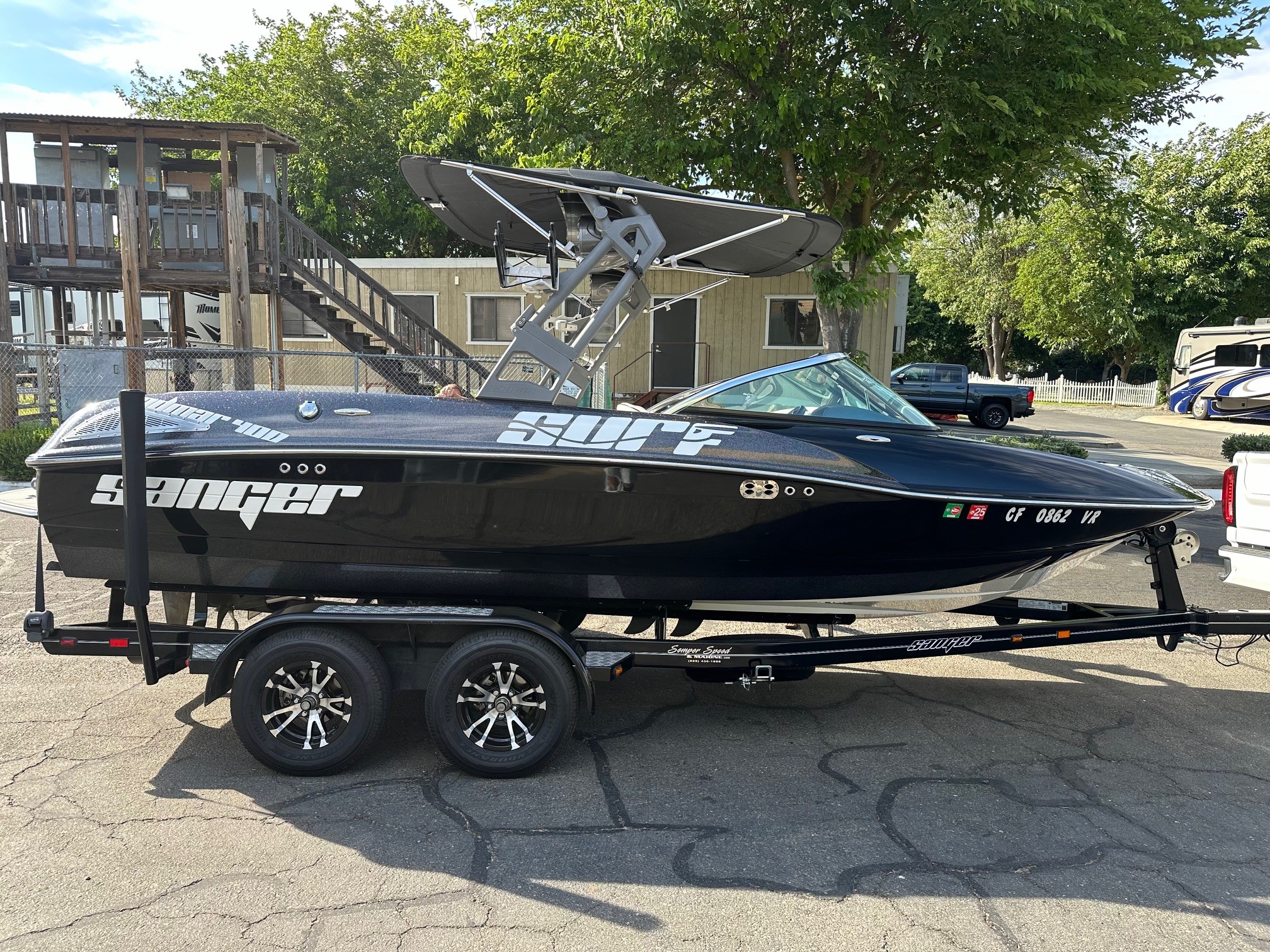 Like New 2018 Sanger Surf 212 SL*