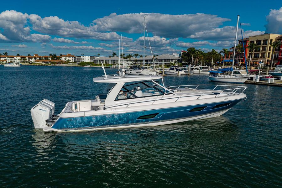 2024 Intrepid 477 Evolution*