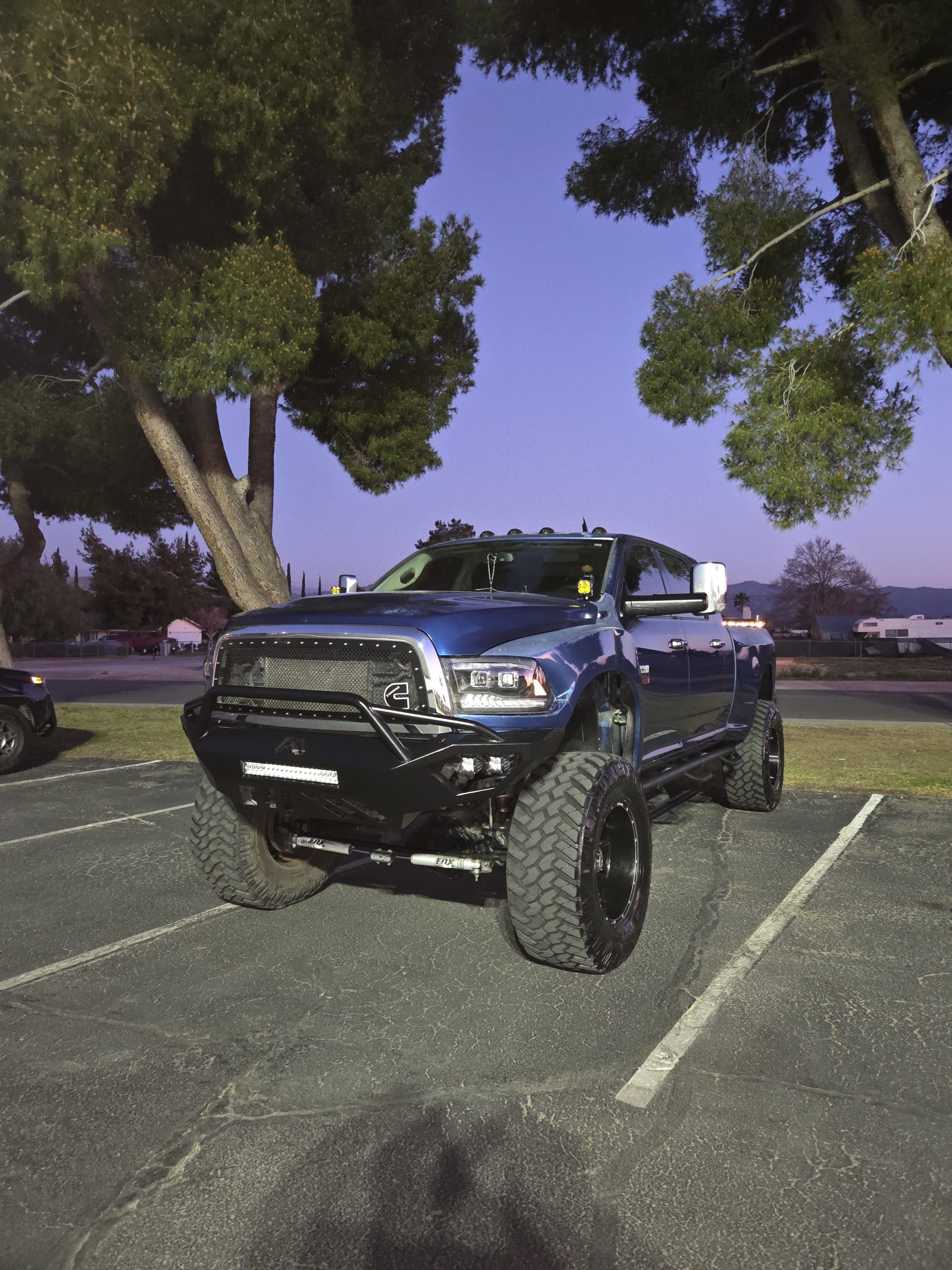 2010 Dodge Ram Cummins 2500 Megacab*