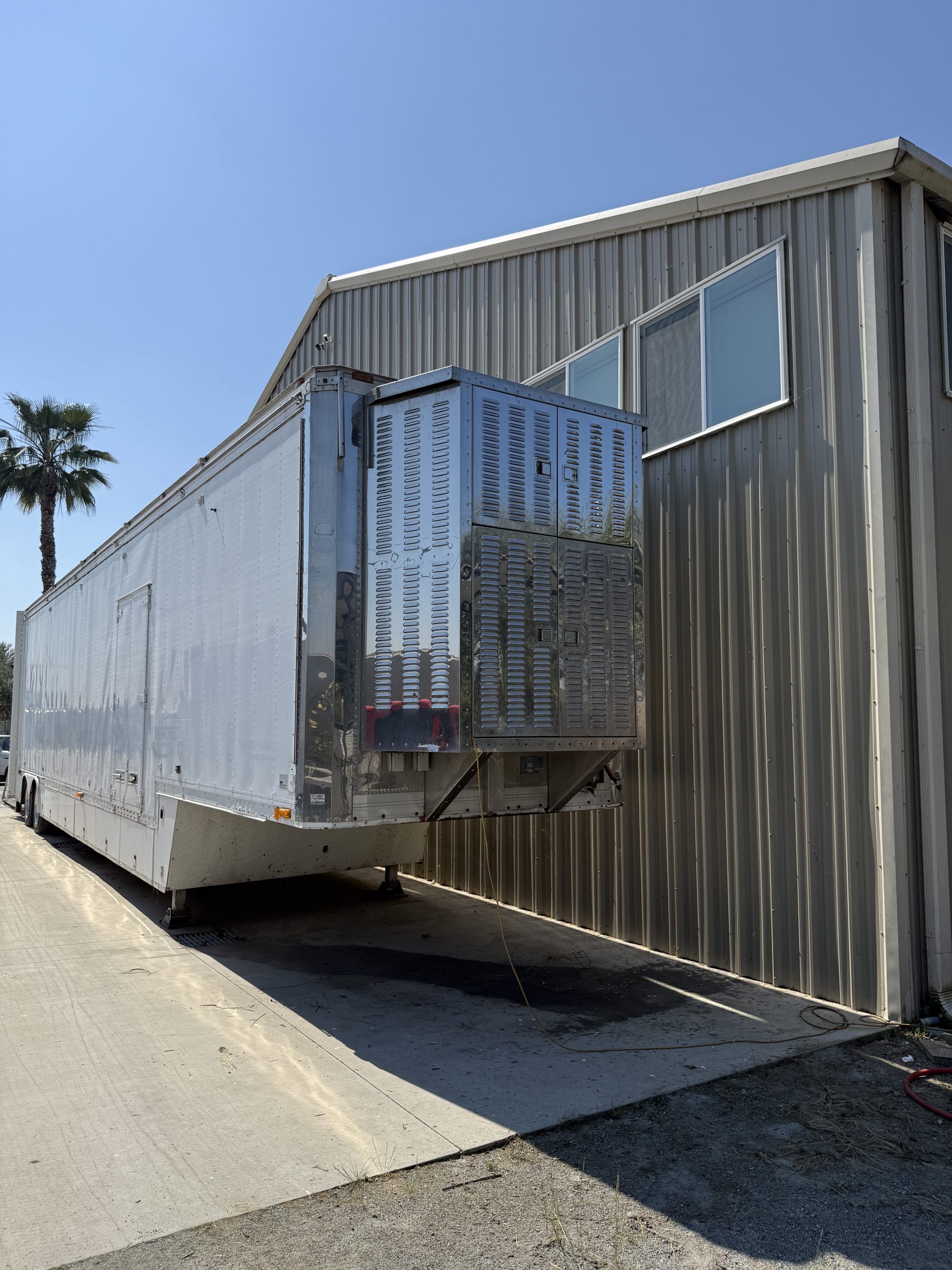 1990 Kentucky High Tech Performance Trailer*